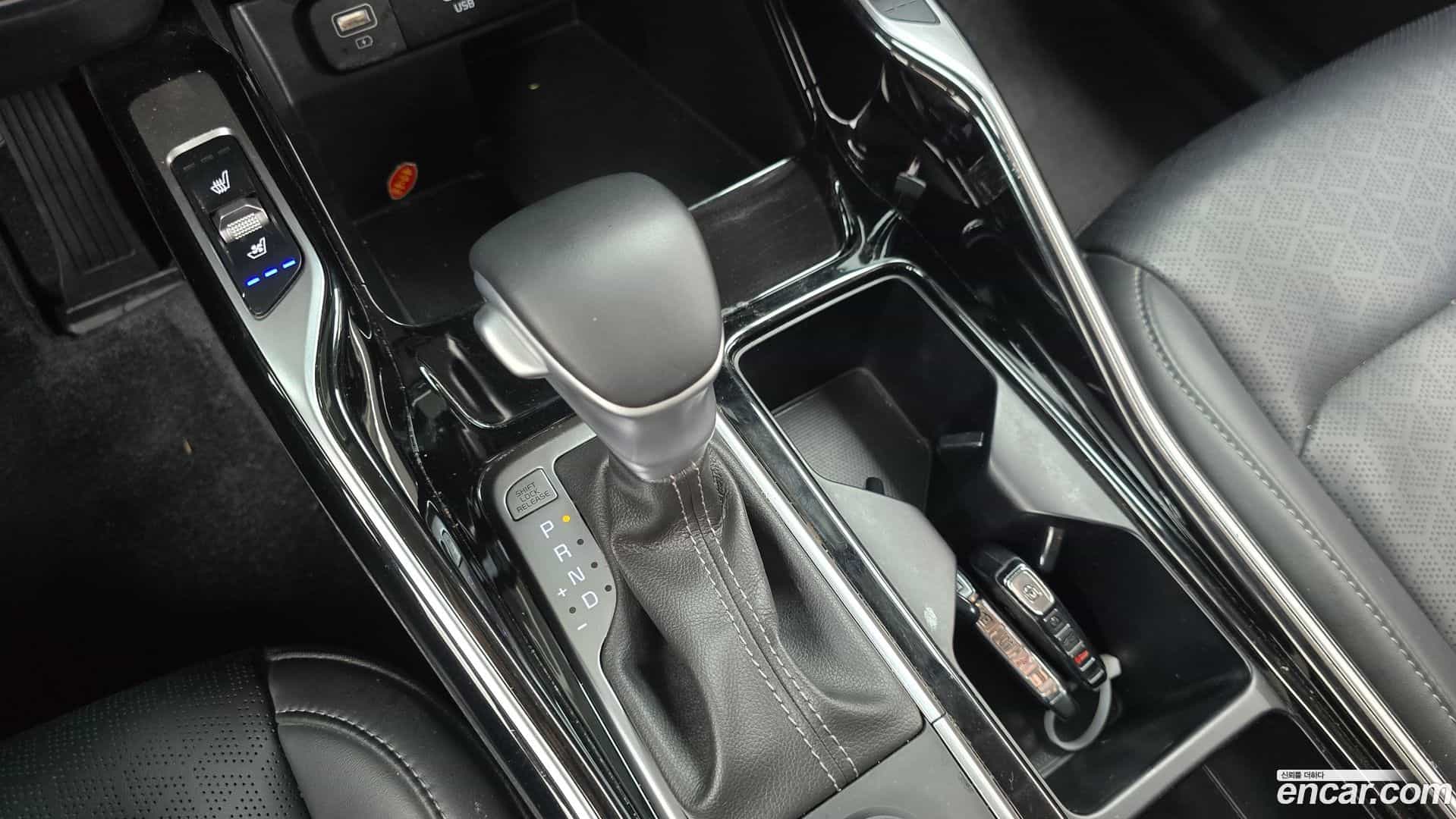 Sorento Kia 2022.3-INNER-009