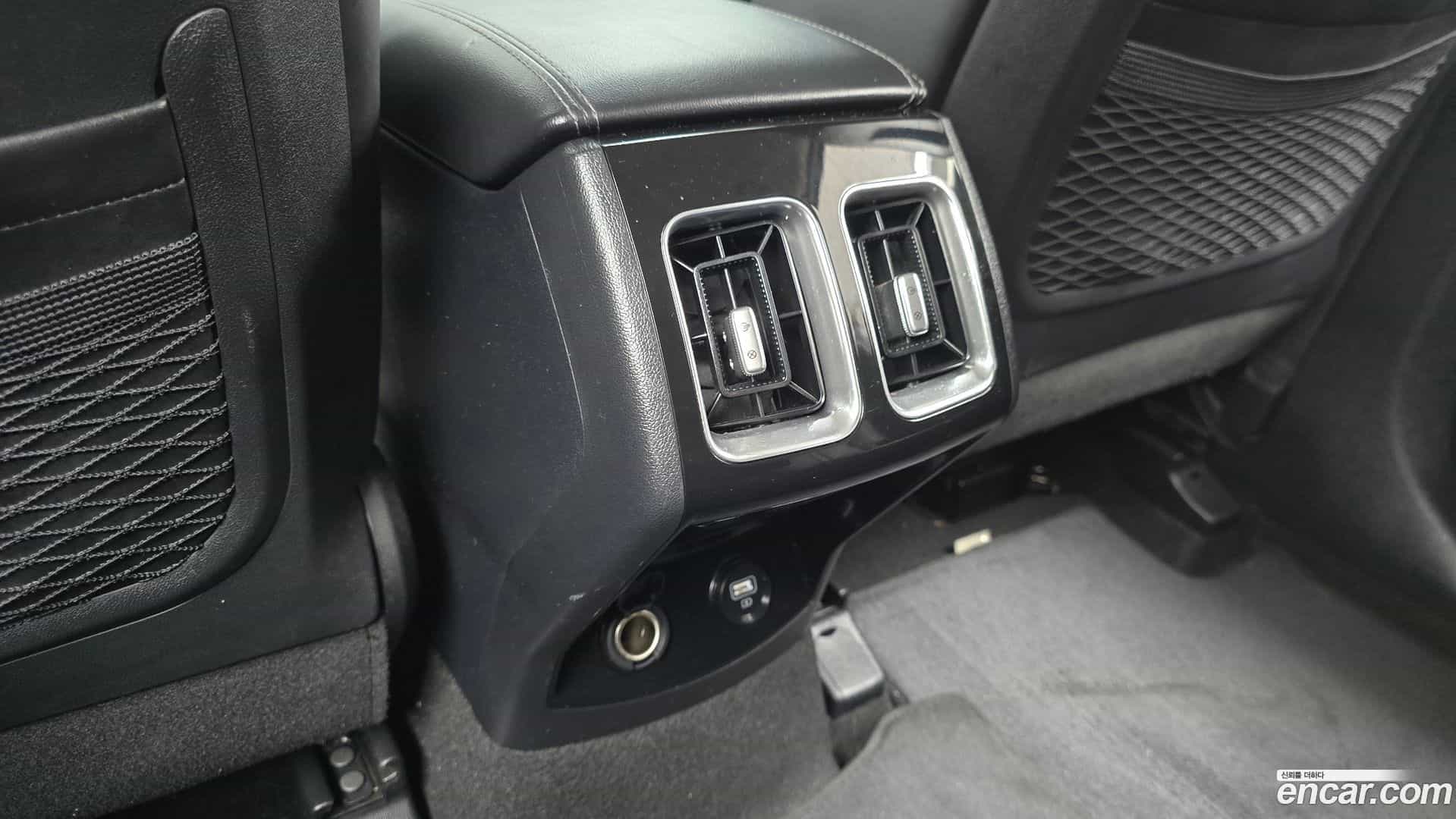 Sorento Kia 2022.3-OPTION-045