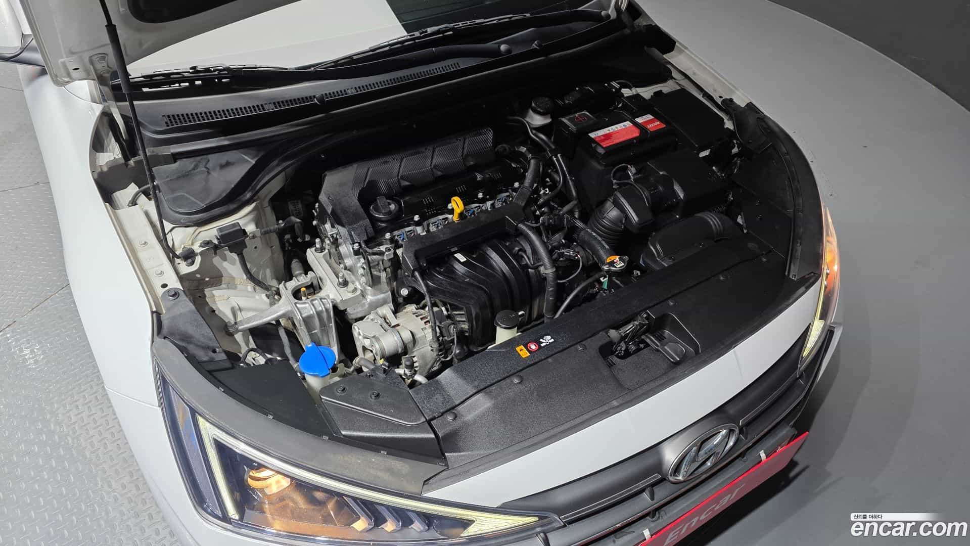 AVANTE Hyundai 2020.1-OUTER-006