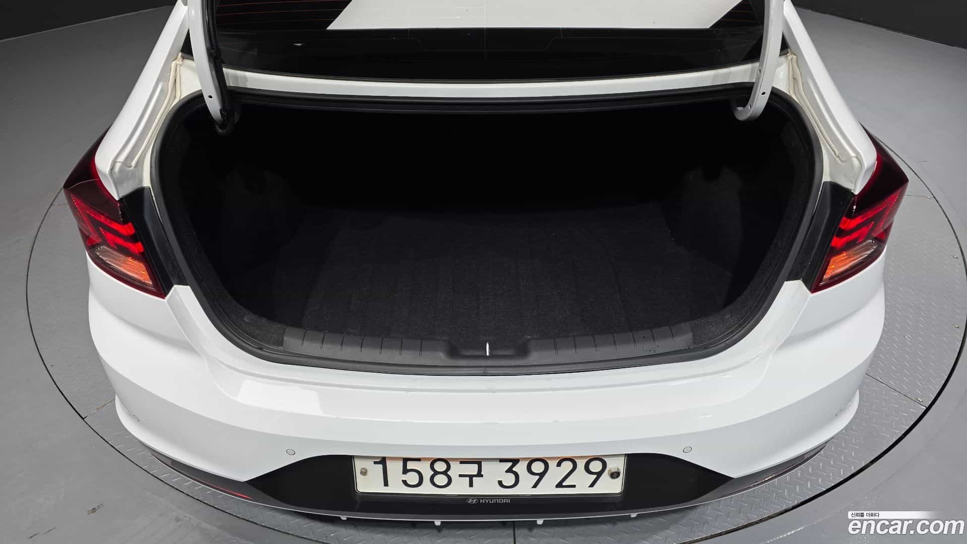 AVANTE Hyundai 2020.1-OPTION-022