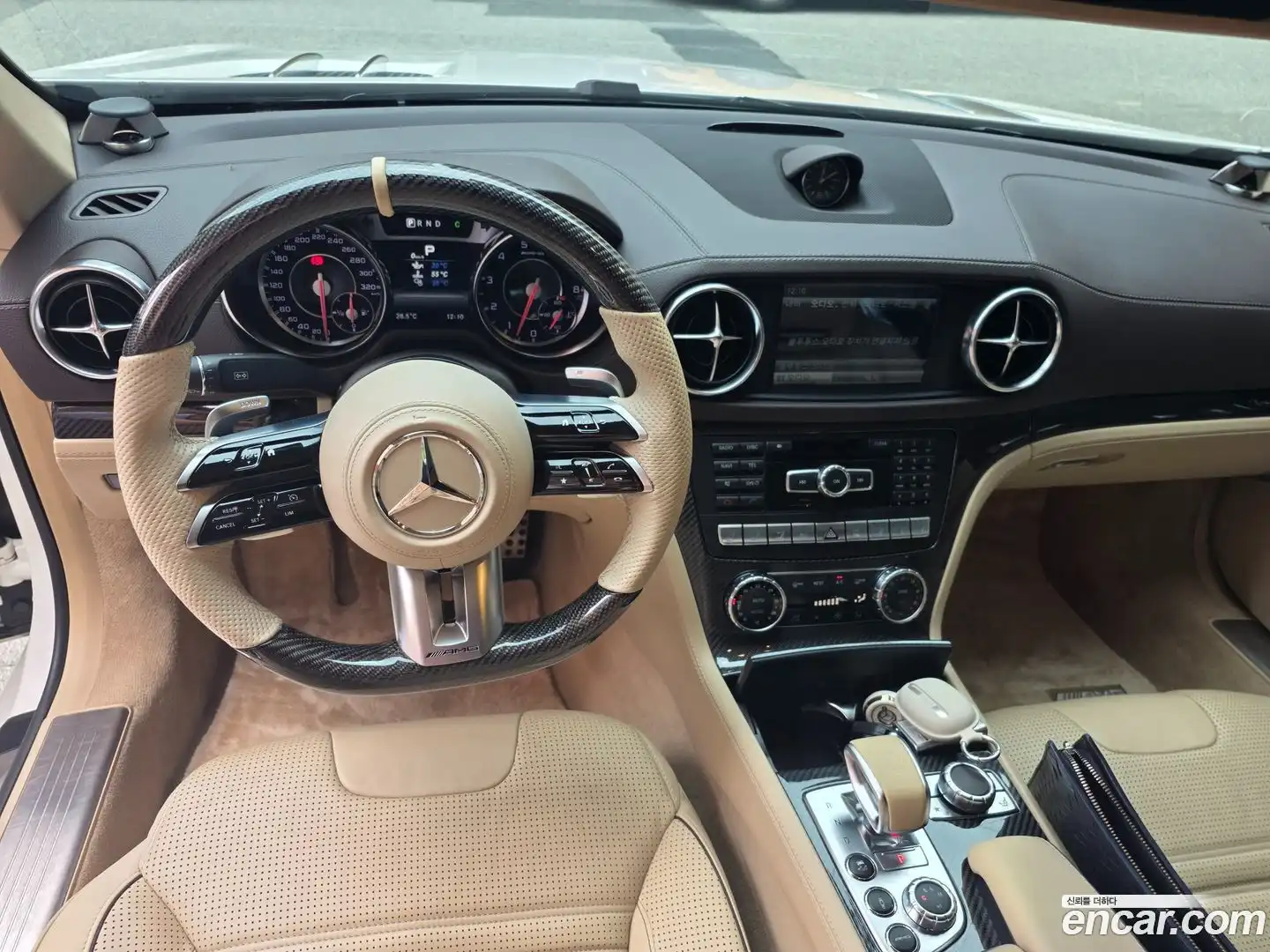 SL-Class Mercedes-Benz 2014.2-INNER-007