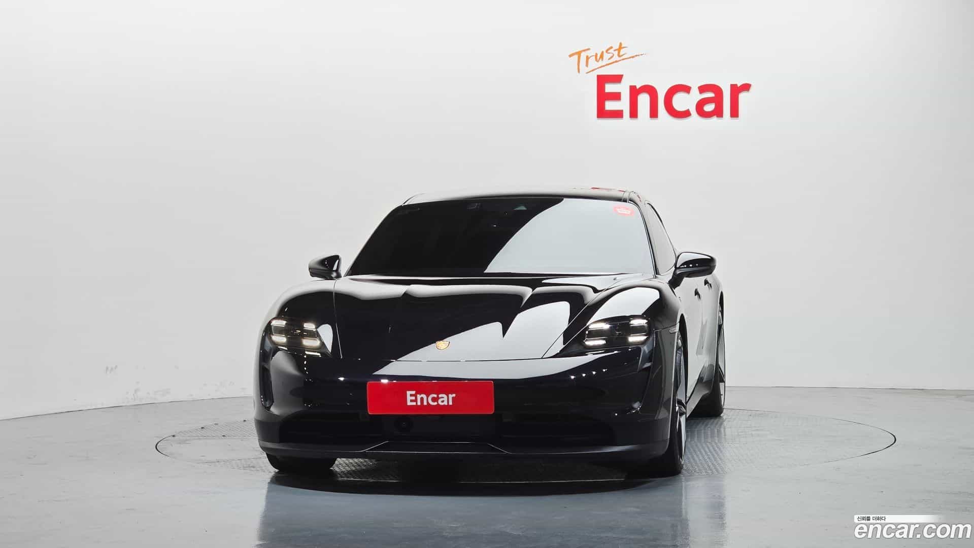 Taycan Porsche 2022.9-OUTER-003