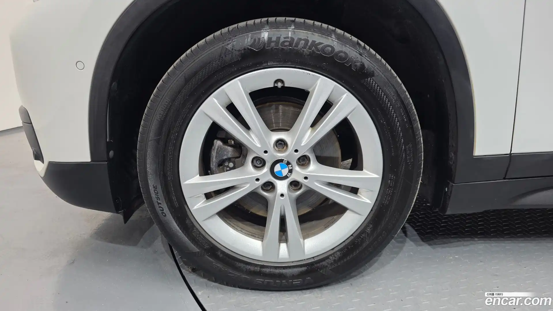 X1 BMW 2016.9-OUTER-005
