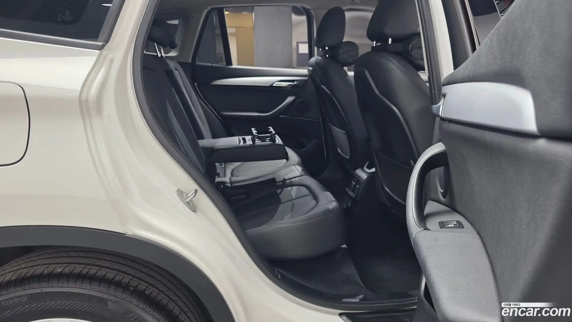 X1 BMW 2016.9-OPTION-016