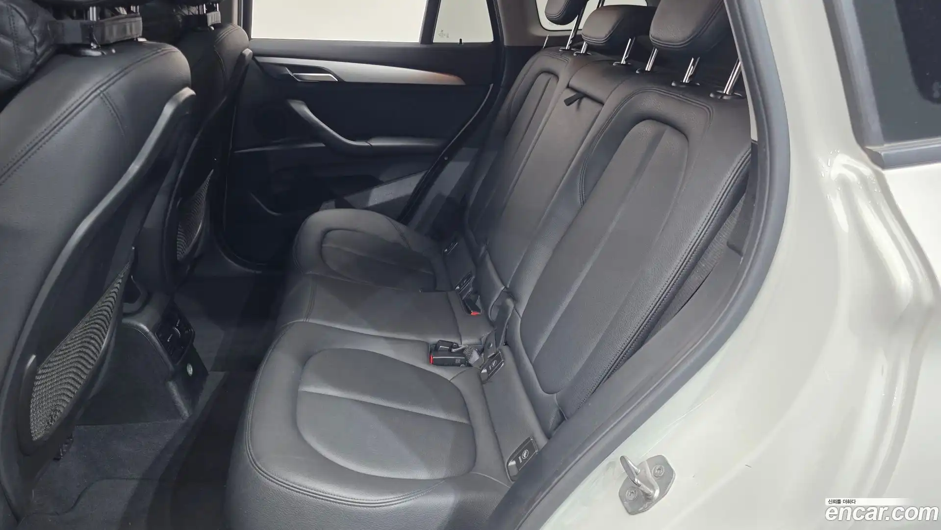 X1 BMW 2016.9-INNER-036