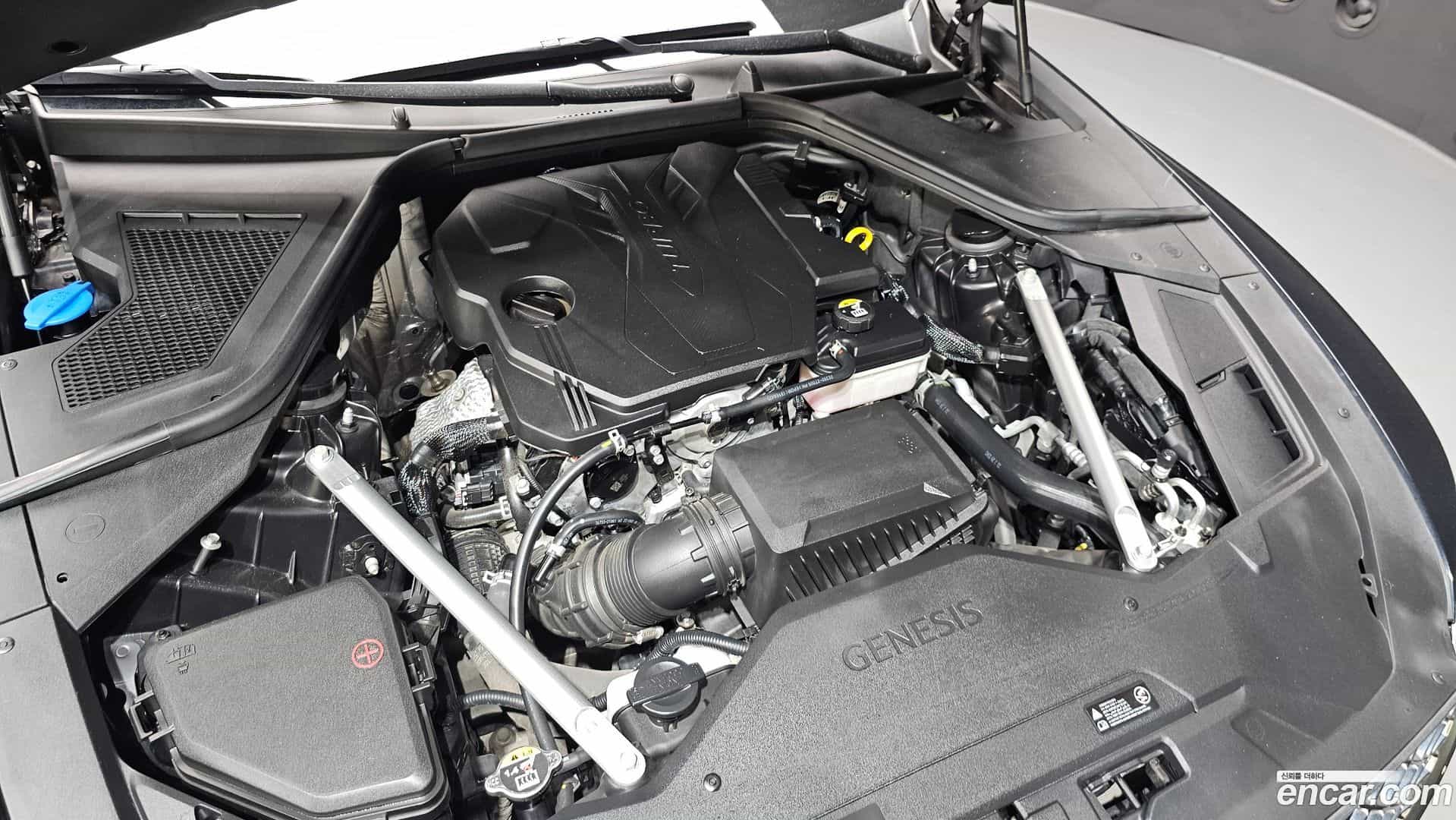 G80 Genesis 2022.10-OUTER-006