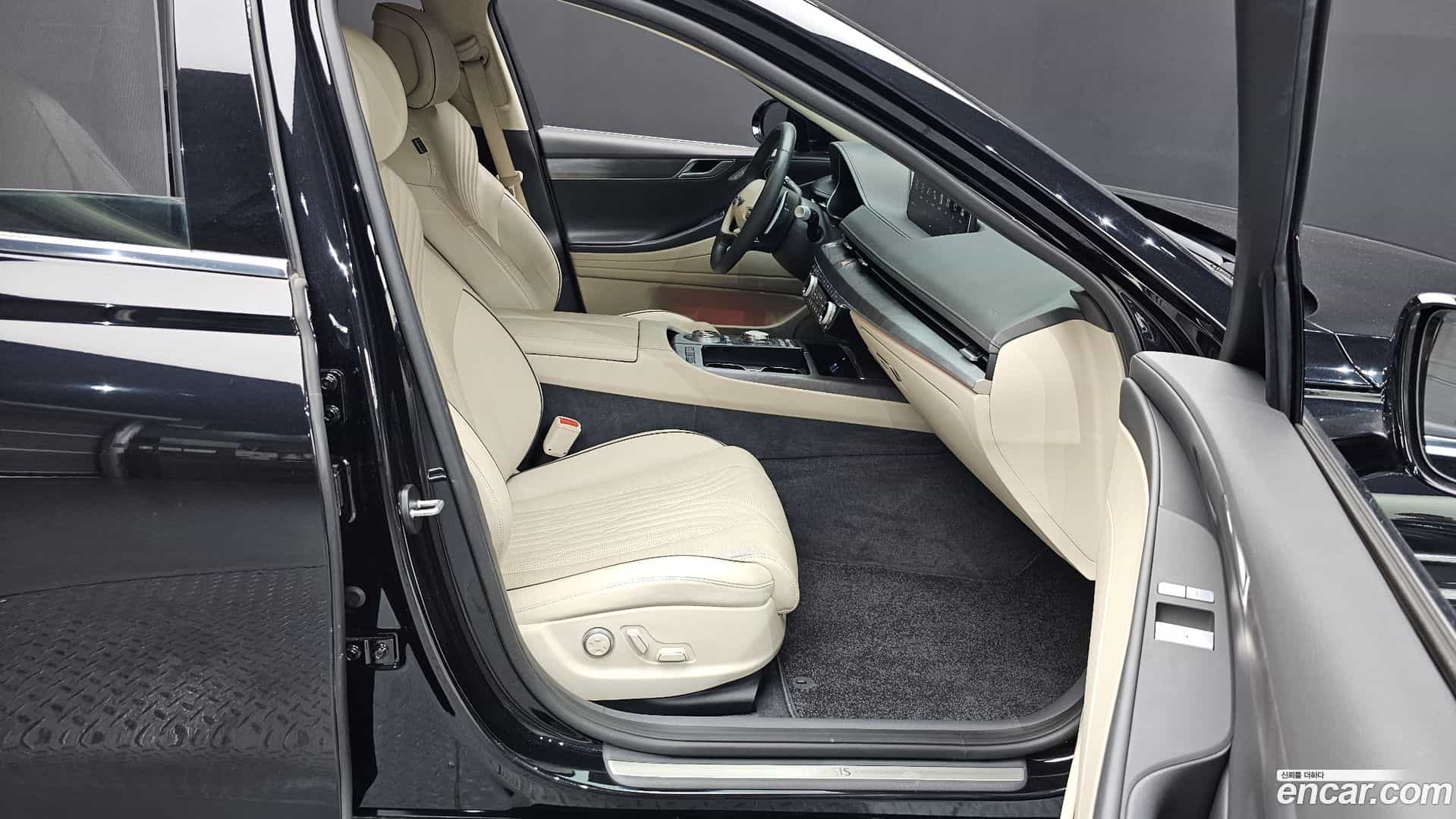 G80 Genesis 2022.10-INNER-036