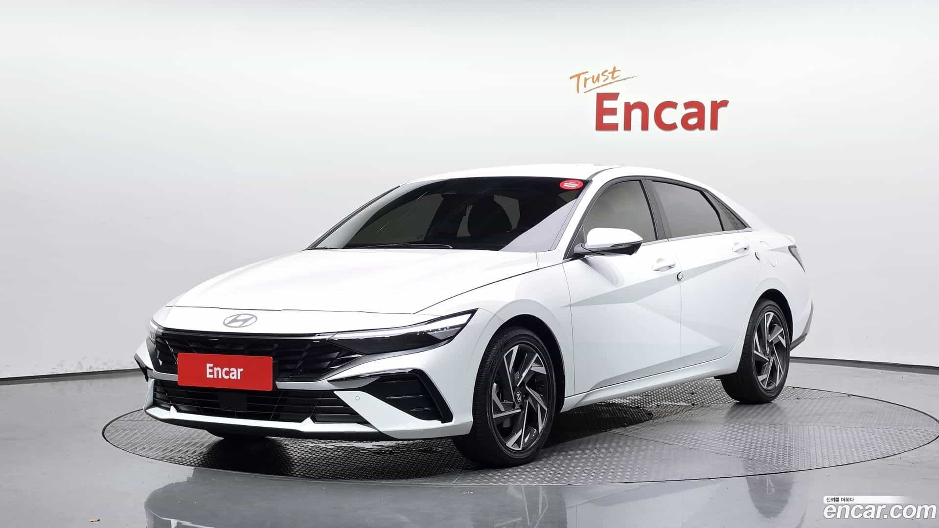 AVANTE Hyundai 2025.4-OUTER-001