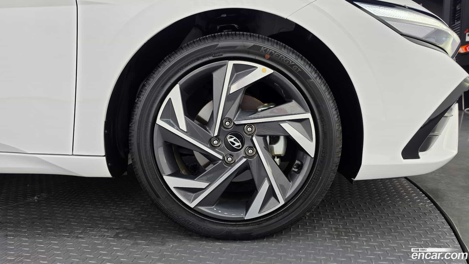 AVANTE Hyundai 2025.4-OUTER-005