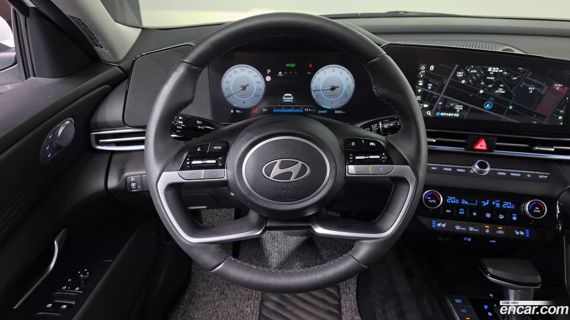 AVANTE Hyundai 2025.4-OPTION-016