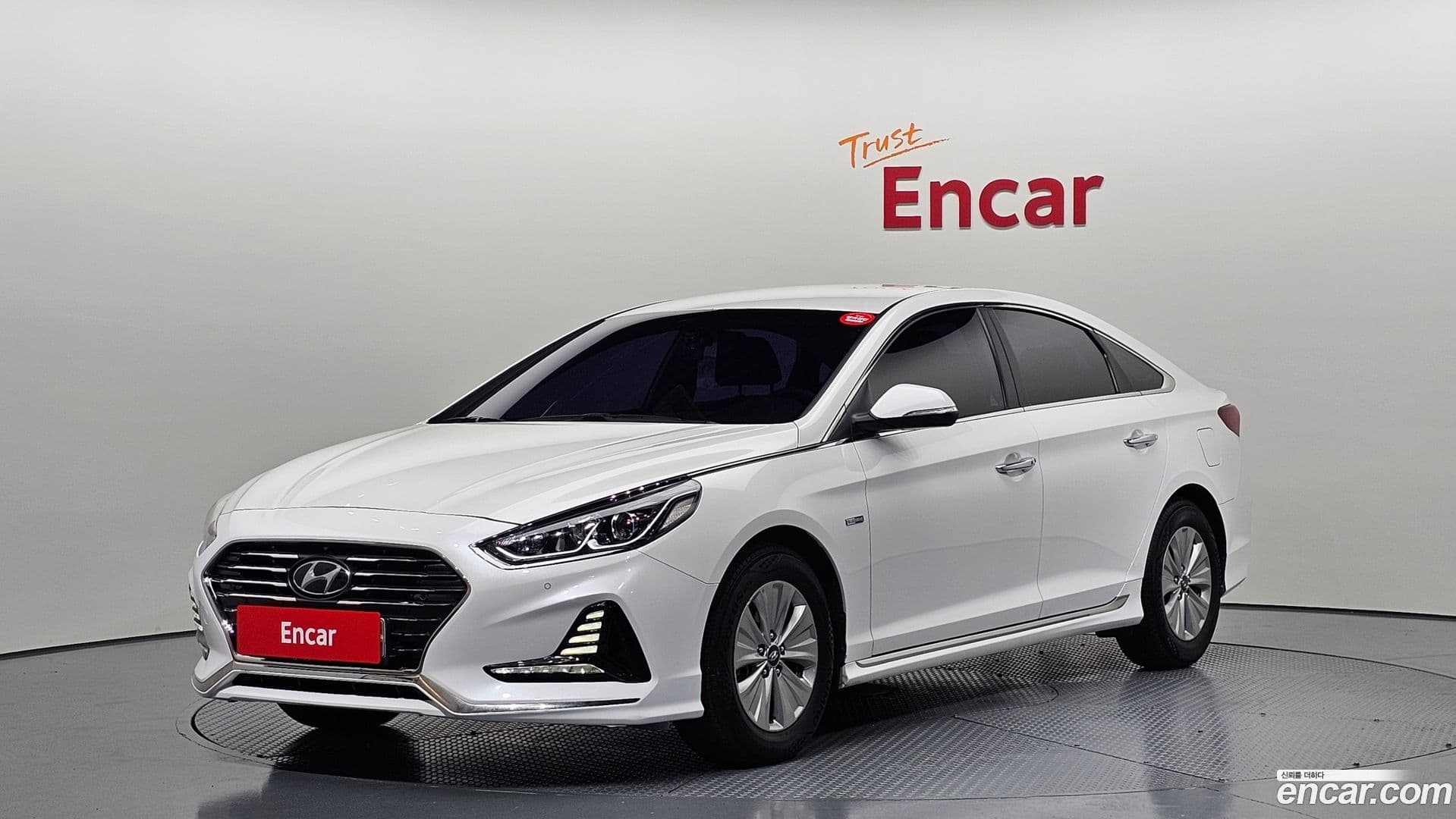 Main__Slider__Photo:Sonata Hyundai 2018.8-0