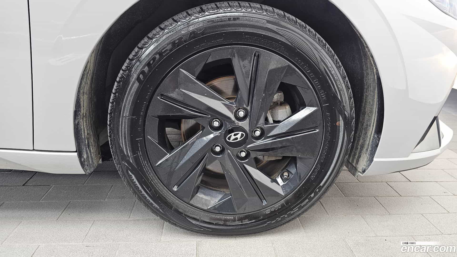 AVANTE Hyundai 2023.0-OUTER-031
