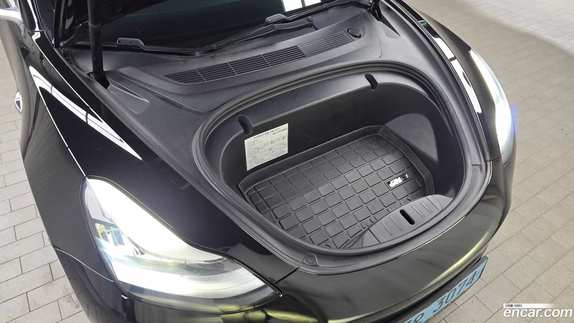 Model 3 Tesla 2020.2-OUTER-006