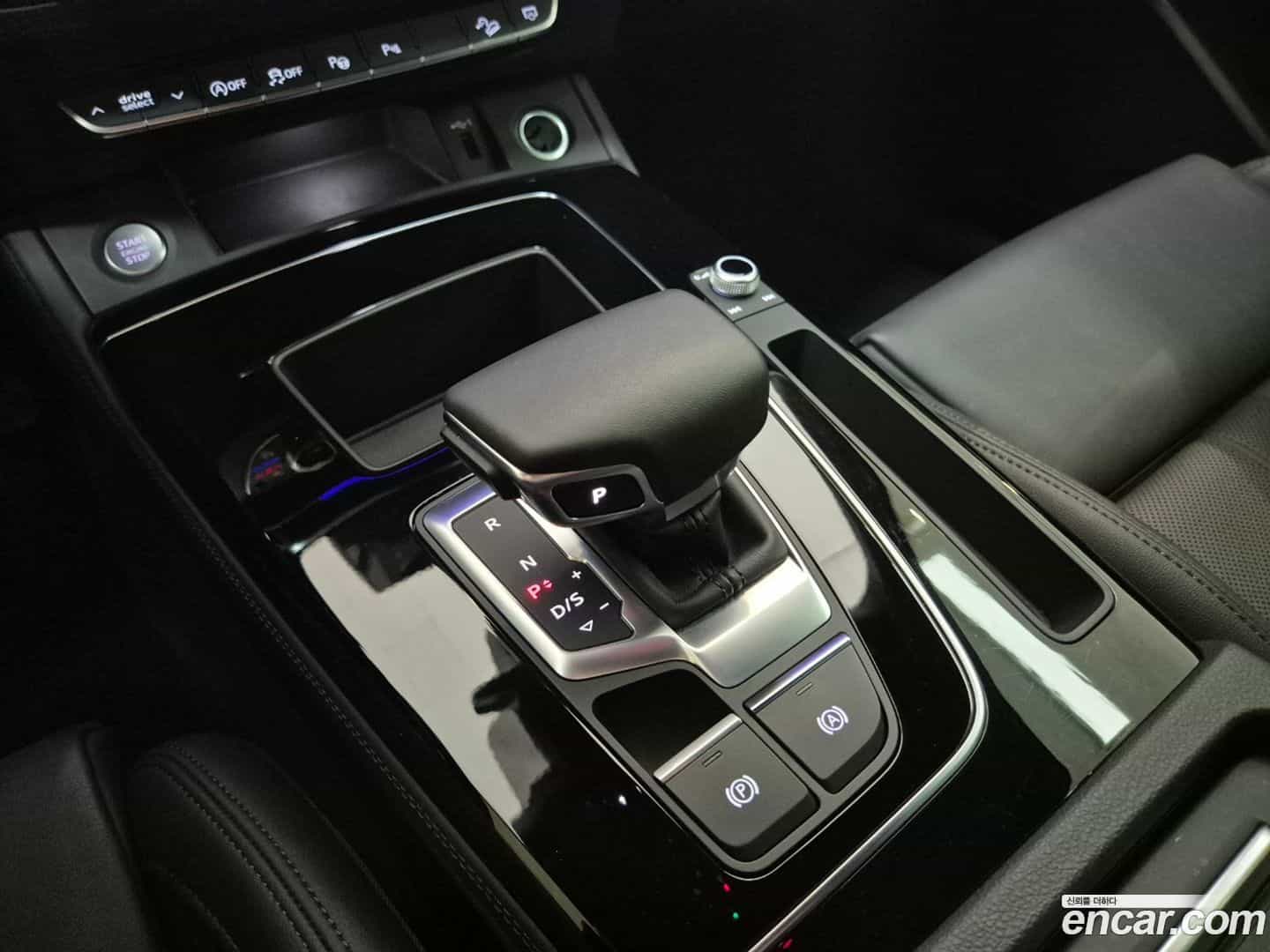 Q5 Audi 2024.11-INNER-009
