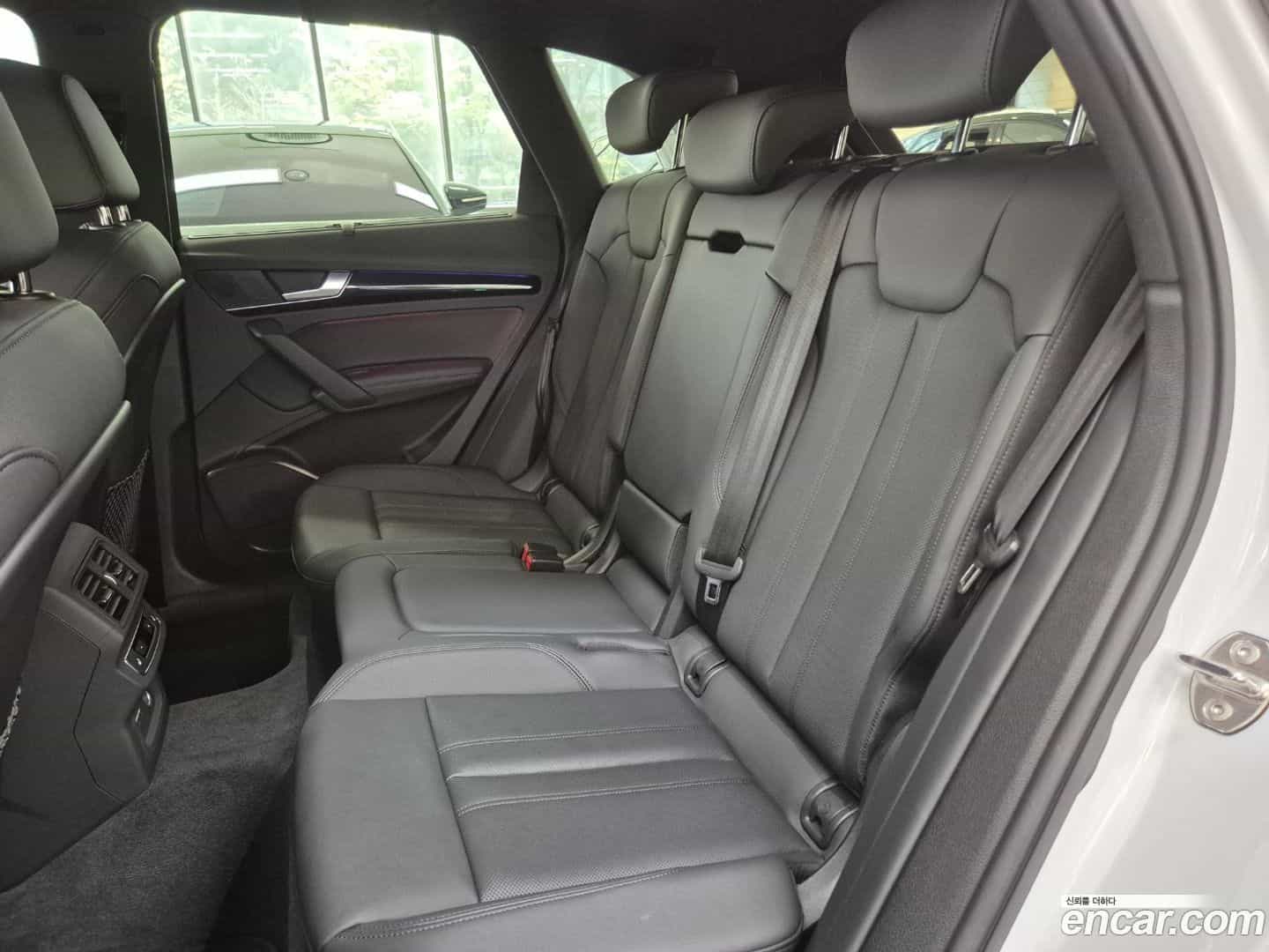 Q5 Audi 2024.11-OPTION-015
