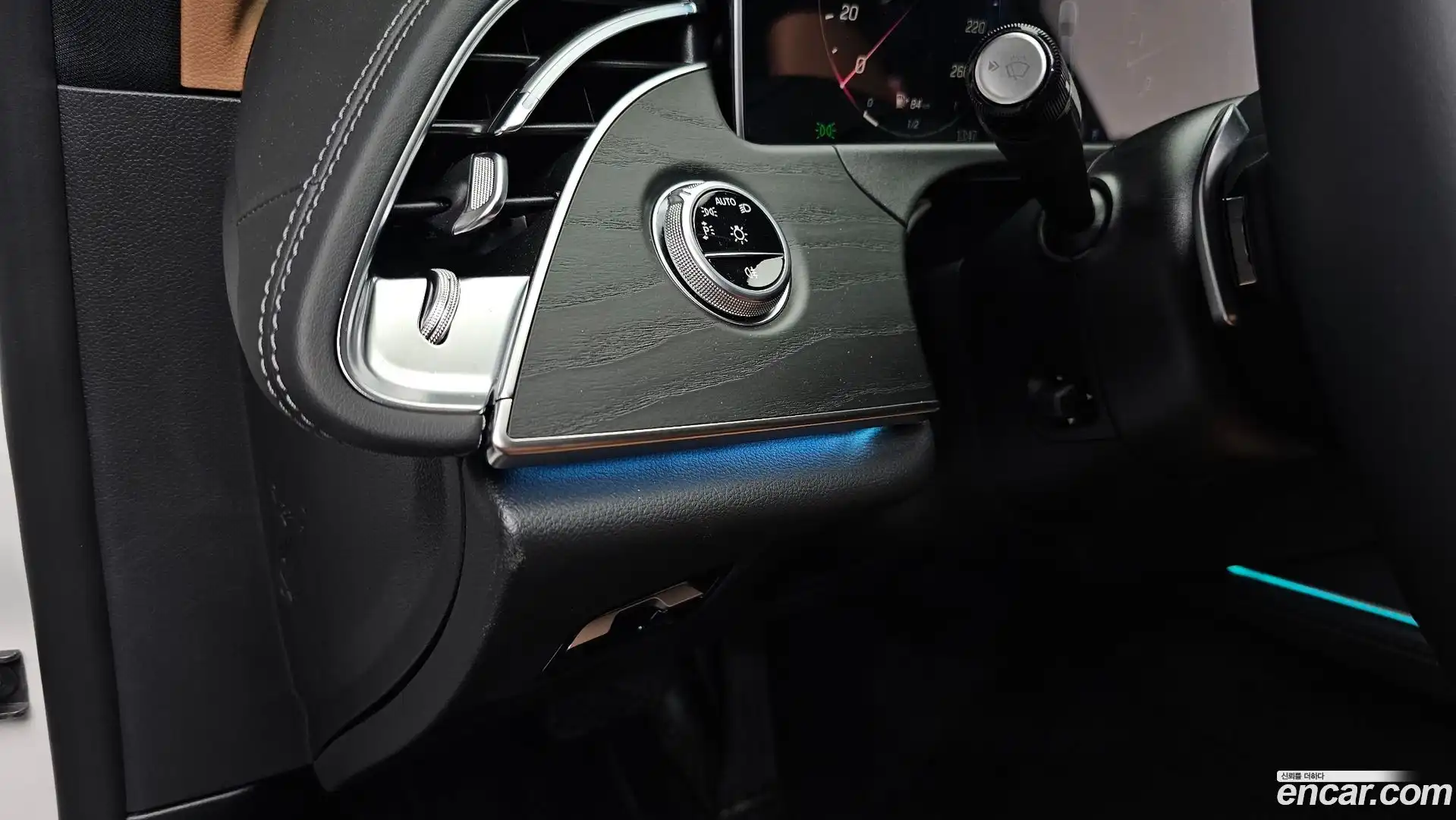 E-Class Mercedes-Benz 2024.7-OPTION-022