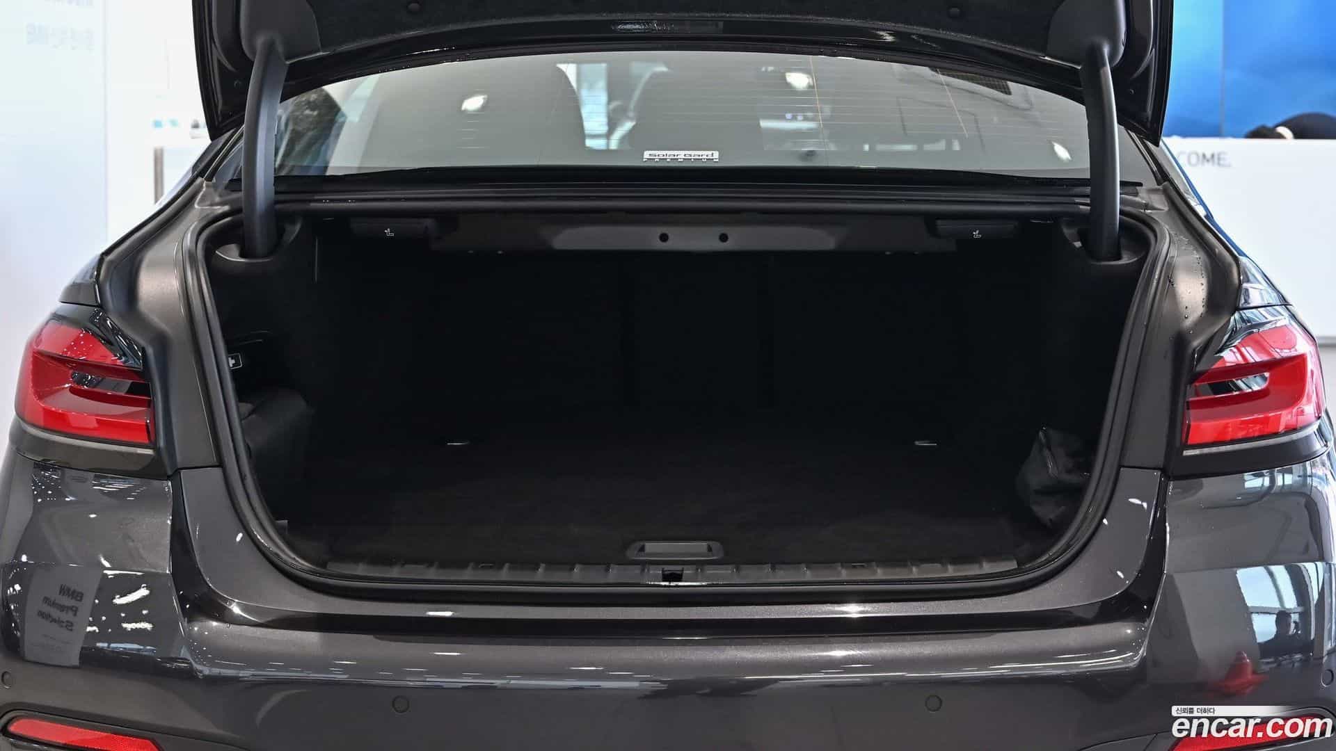 5-Series BMW 2021.3-INNER-007