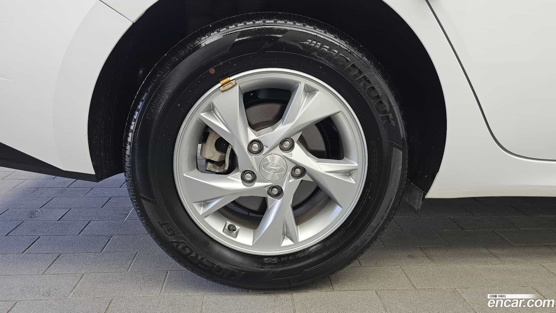 AVANTE Hyundai 2023.1-OUTER-005