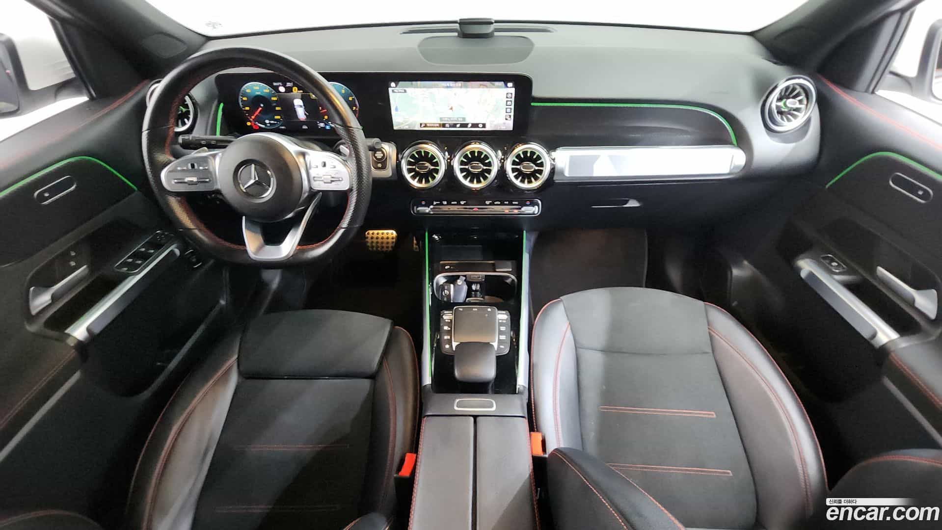 GLB-Class Mercedes-Benz 2022.6-INNER-007