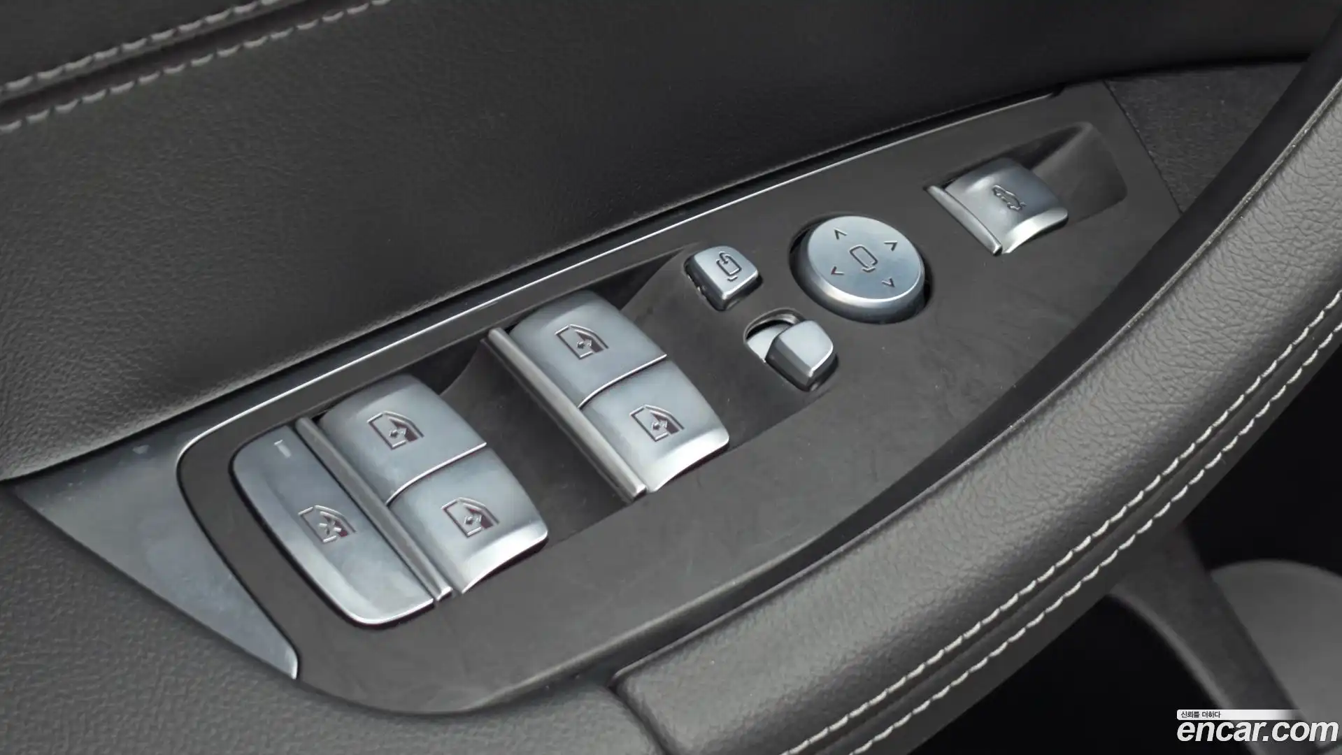 X4 BMW 2023.5-OPTION-024