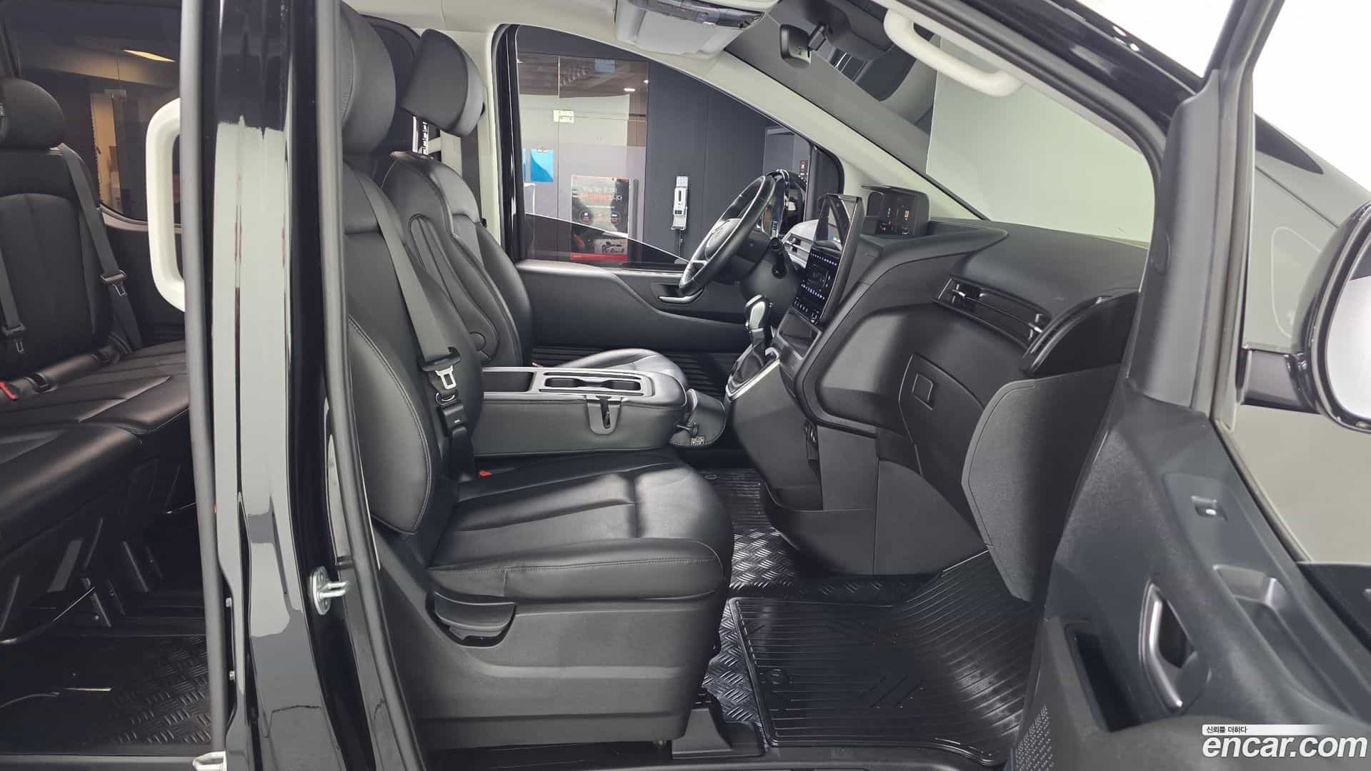 Staria Hyundai 2021.7-OPTION-015