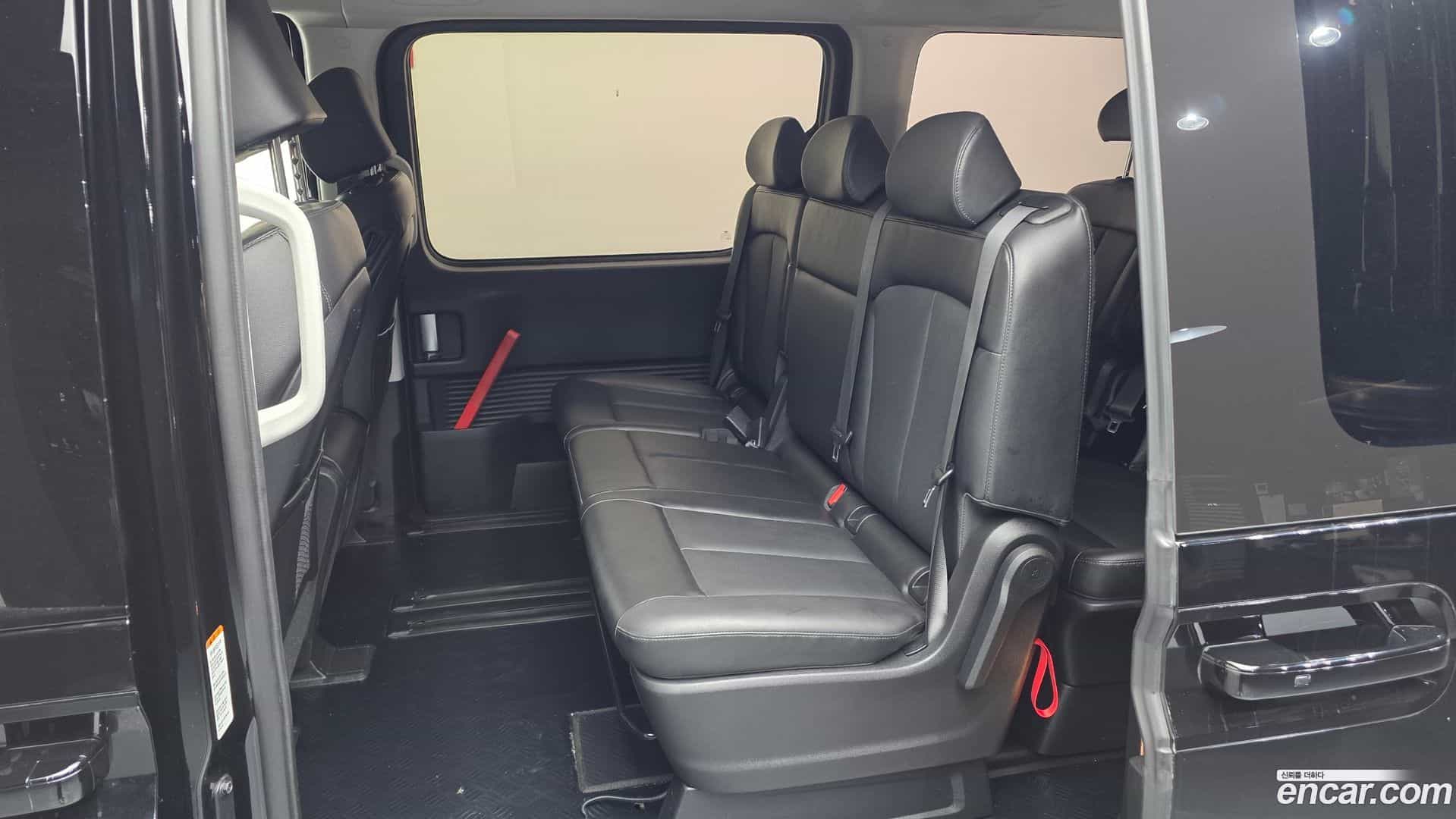 Staria Hyundai 2021.7-OPTION-016
