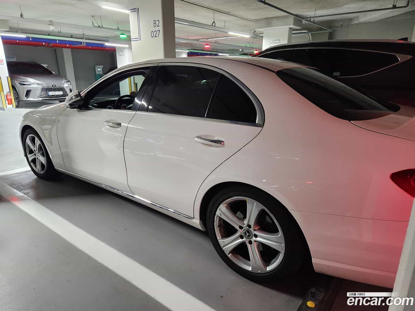 E-Class Mercedes-Benz 2017.11-OUTER-003