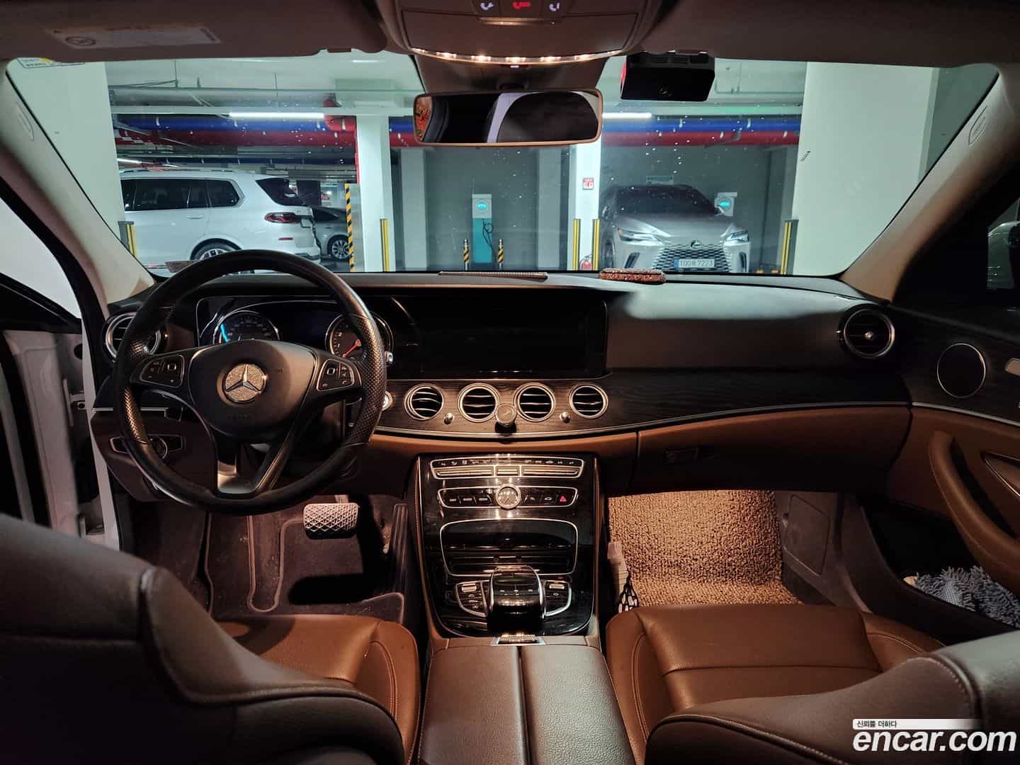 E-Class Mercedes-Benz 2017.11-OUTER-006
