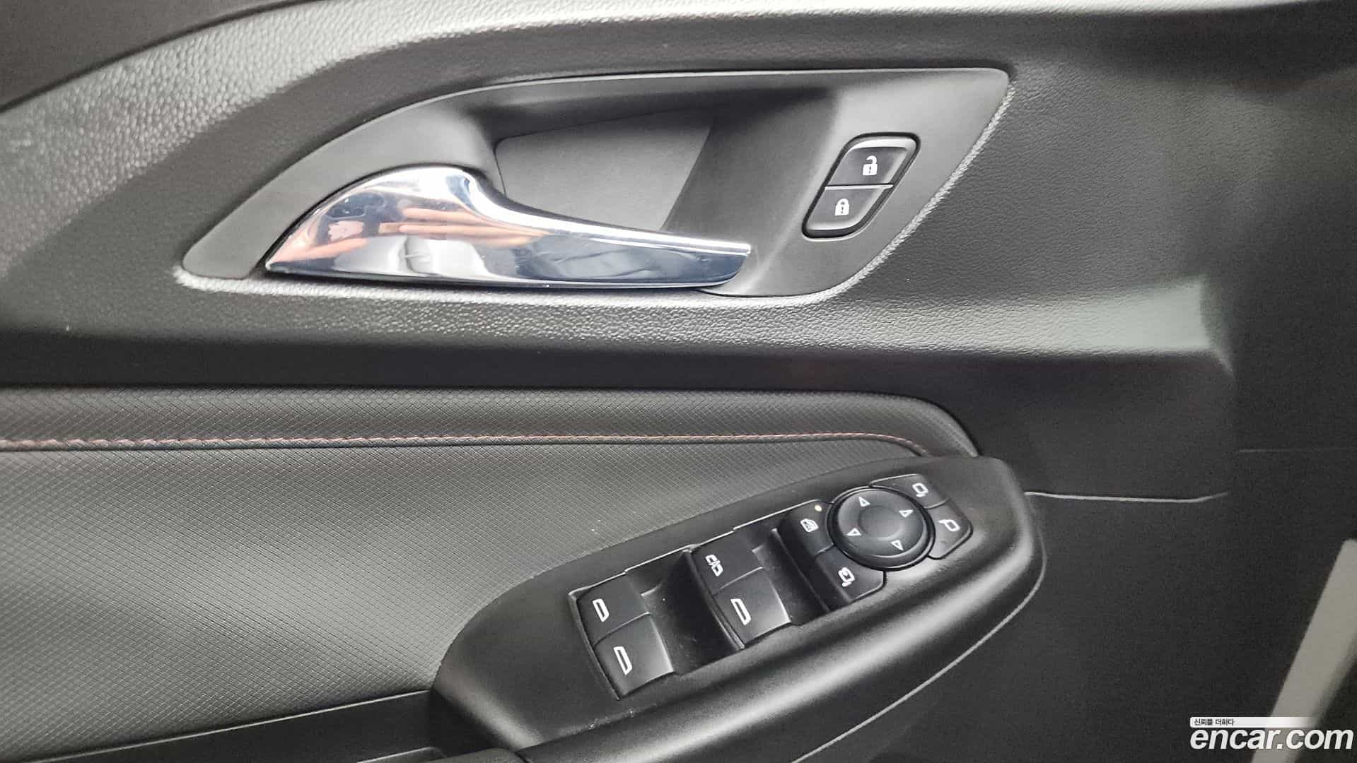 Trailblazer Chevrolet 2021.7-OPTION-043