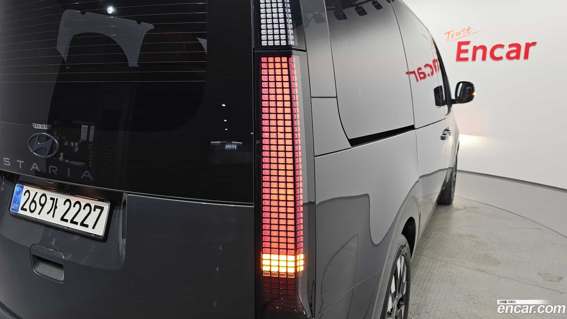 Staria Hyundai 2025.6-OUTER-033