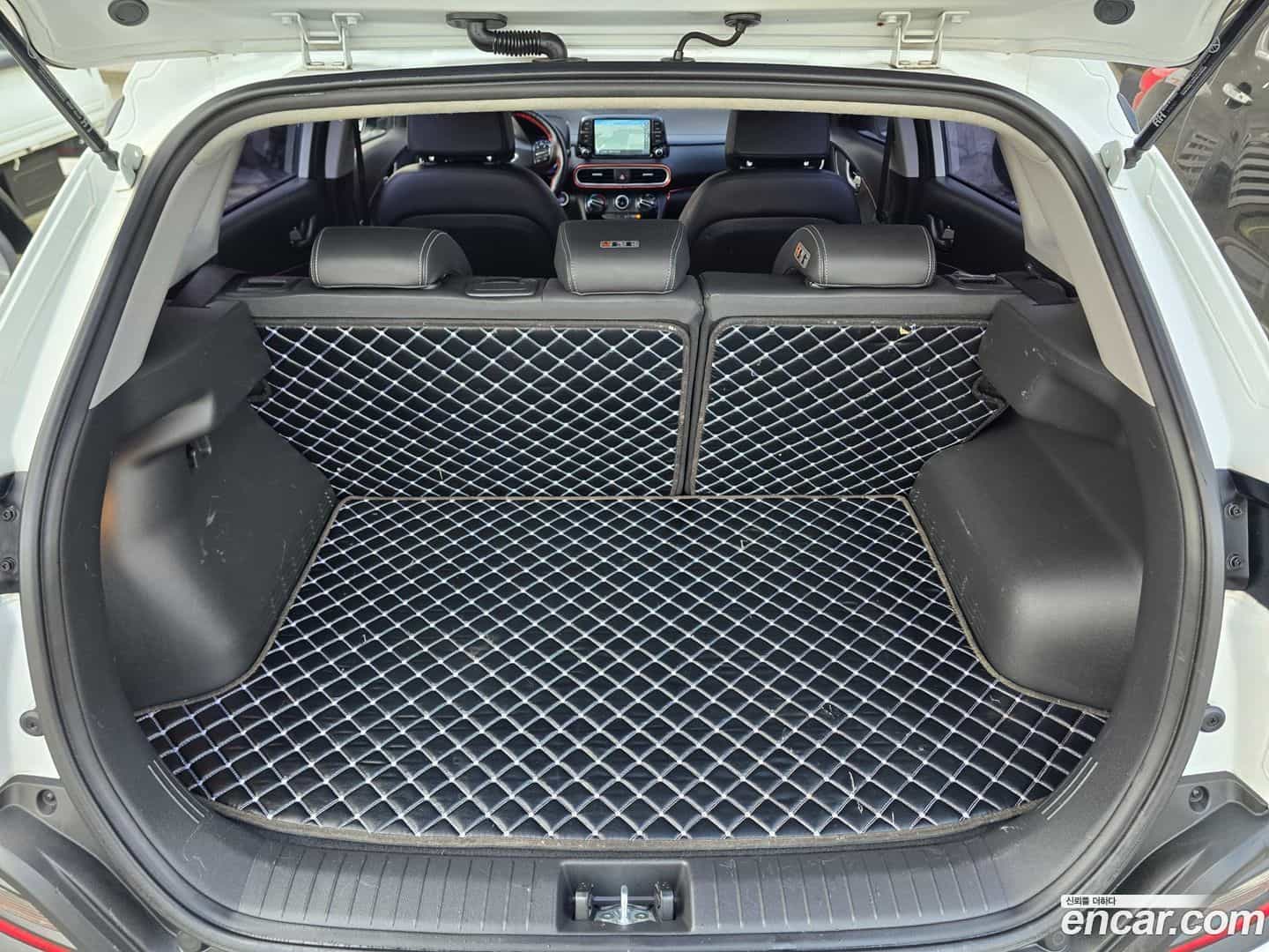 Kona Hyundai 2018.4-OPTION-024
