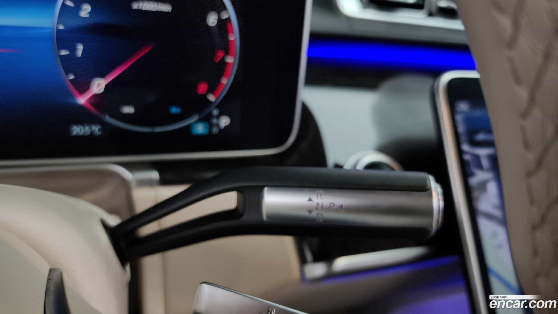 S-Class Mercedes-Benz 2022.10-INNER-009