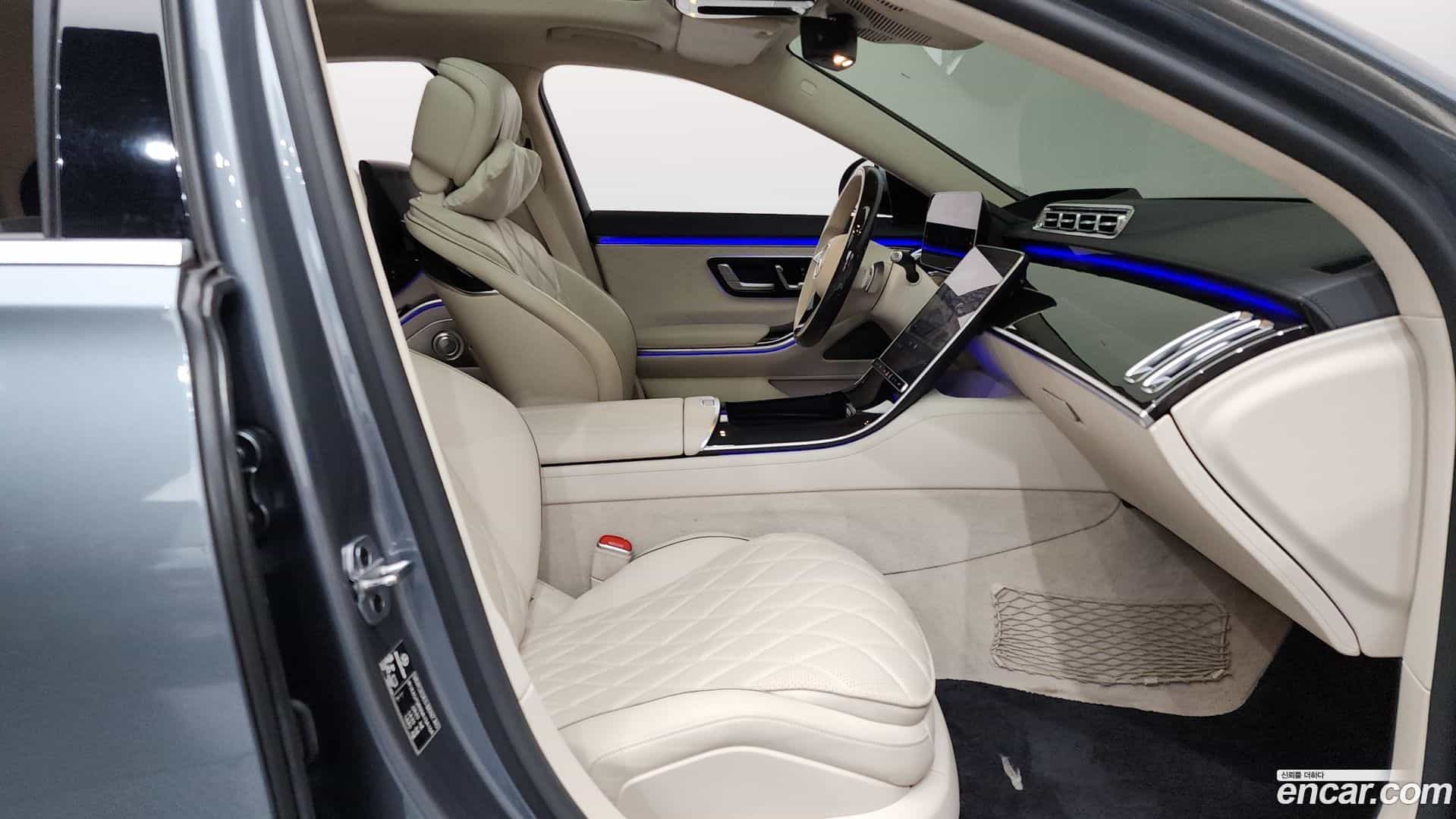 S-Class Mercedes-Benz 2022.10-INNER-036