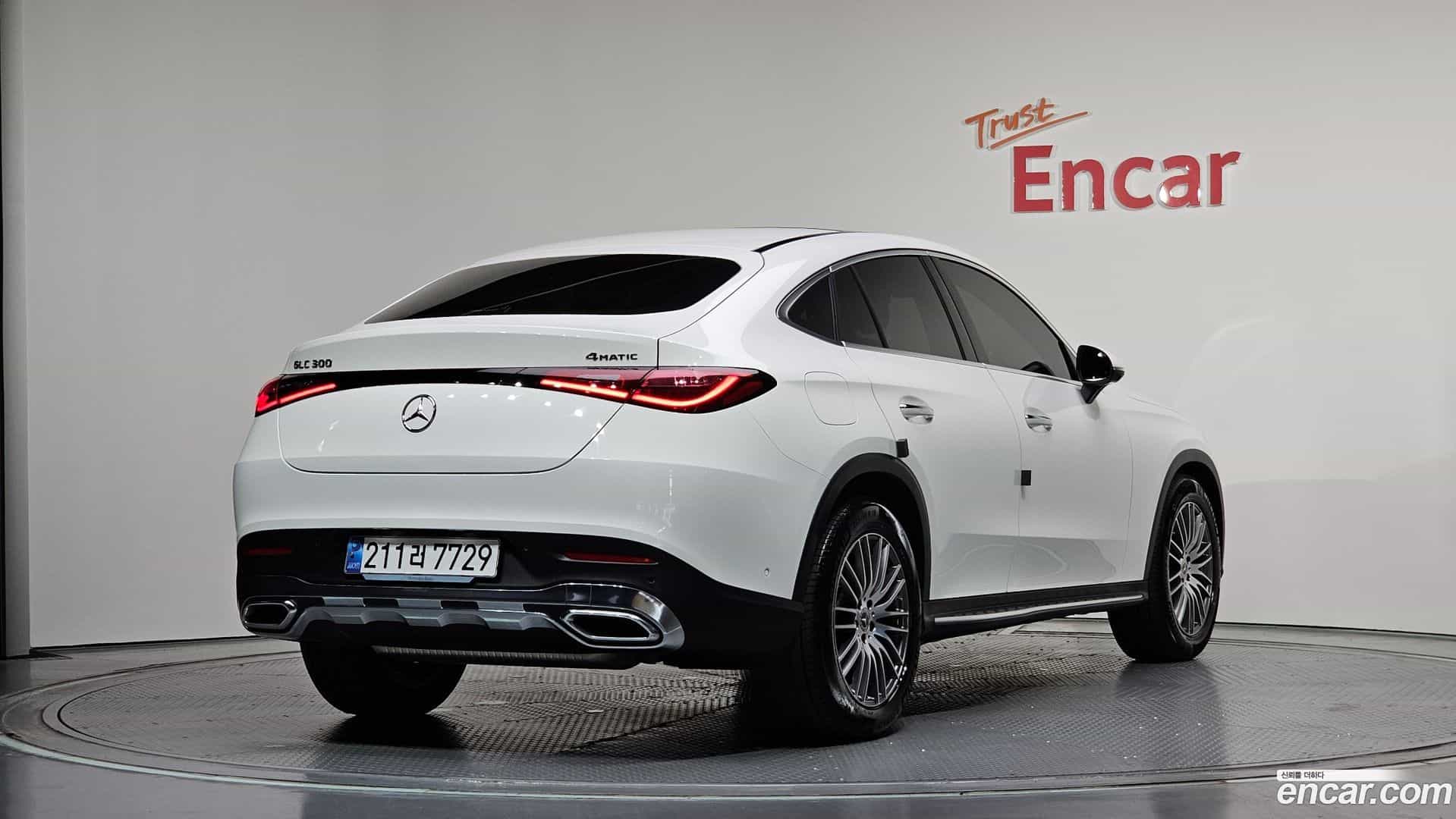 GLC-Class Mercedes-Benz 2025.1-OUTER-002