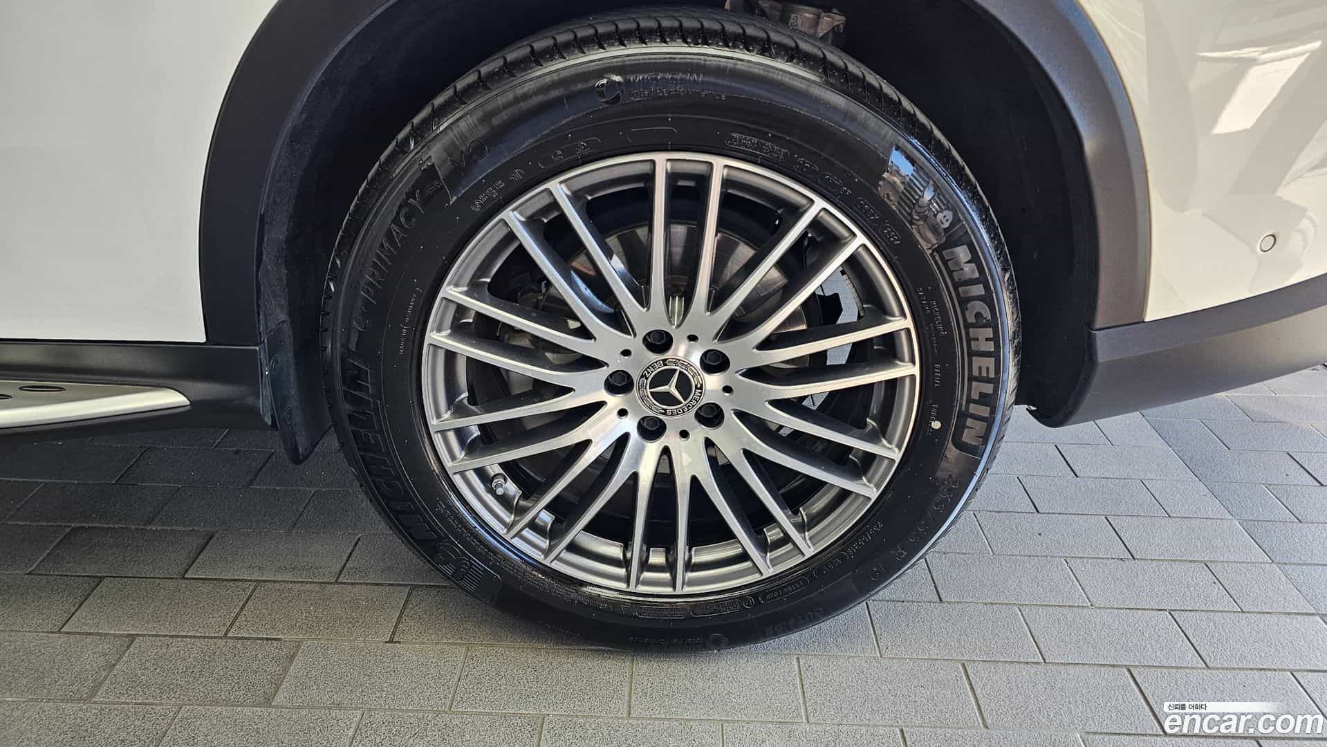 GLC-Class Mercedes-Benz 2025.1-OUTER-031