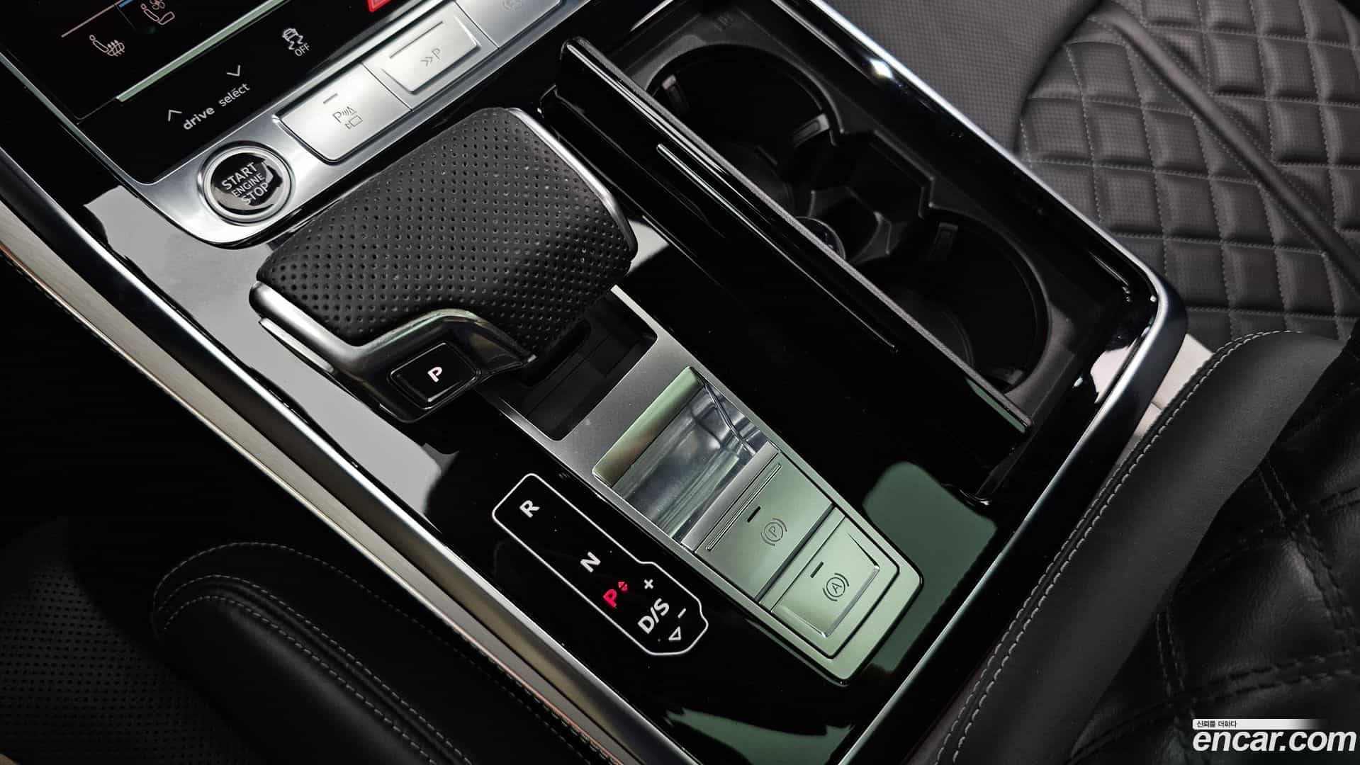 Q8 Audi 2022.4-INNER-009