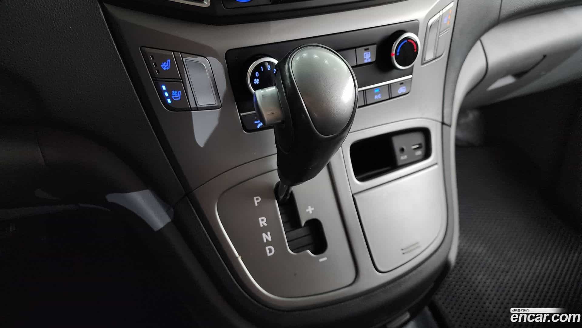 Starex Hyundai 2018.3-INNER-009