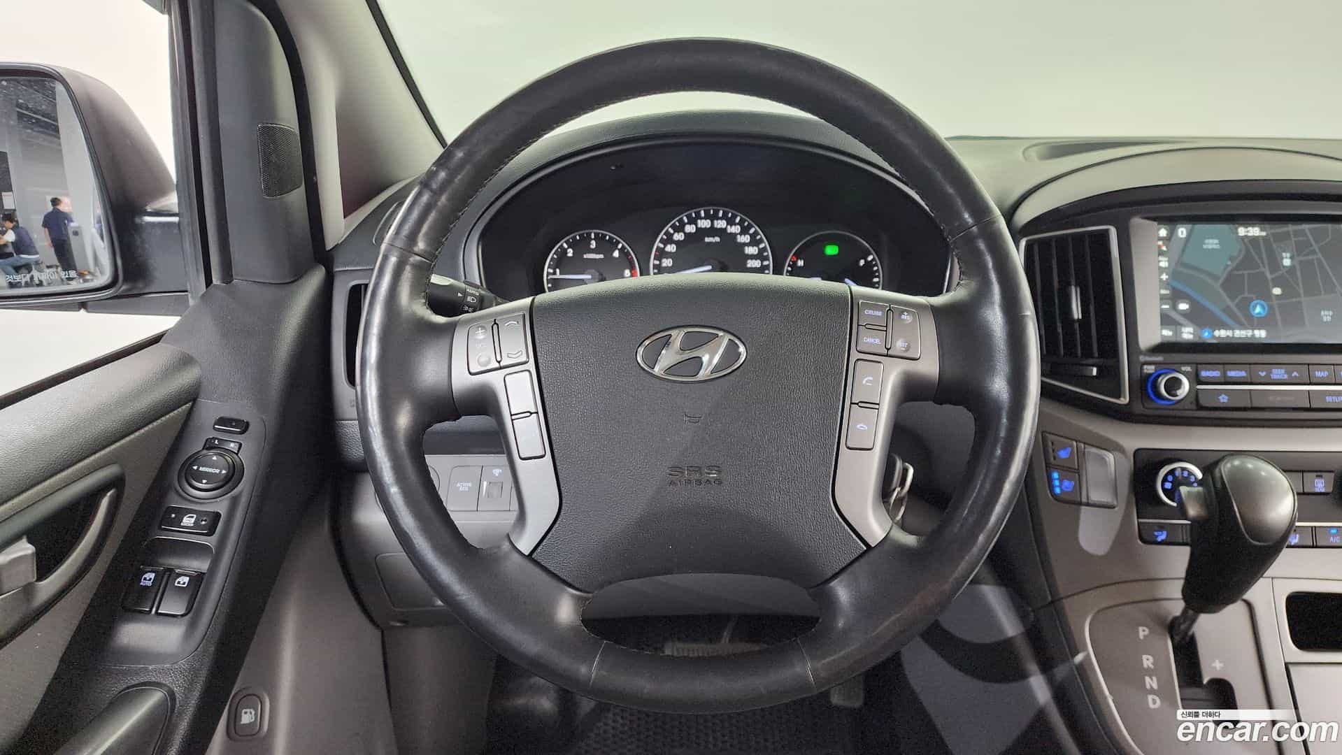 Starex Hyundai 2018.3-OPTION-018