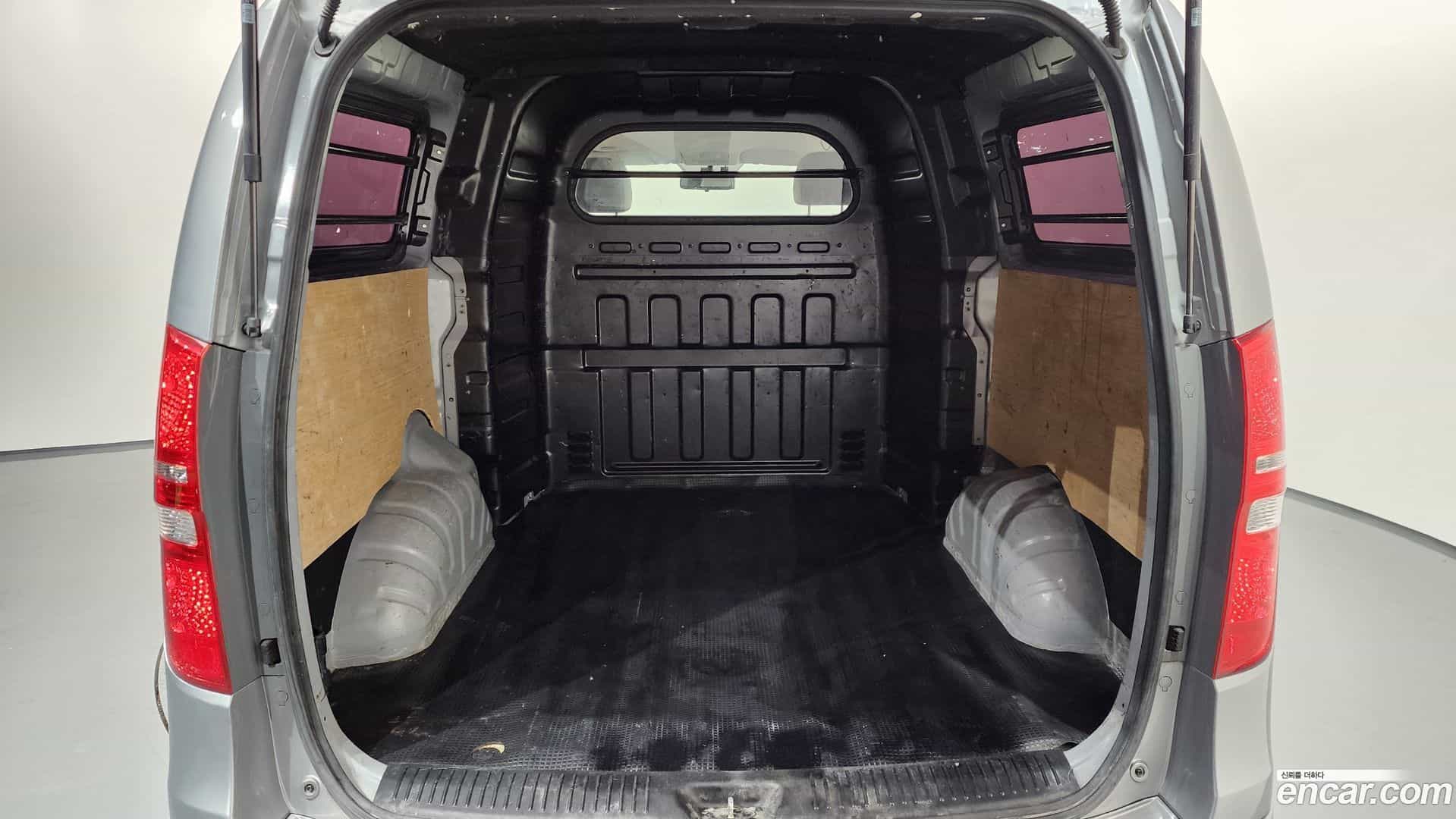 Starex Hyundai 2018.3-OPTION-021