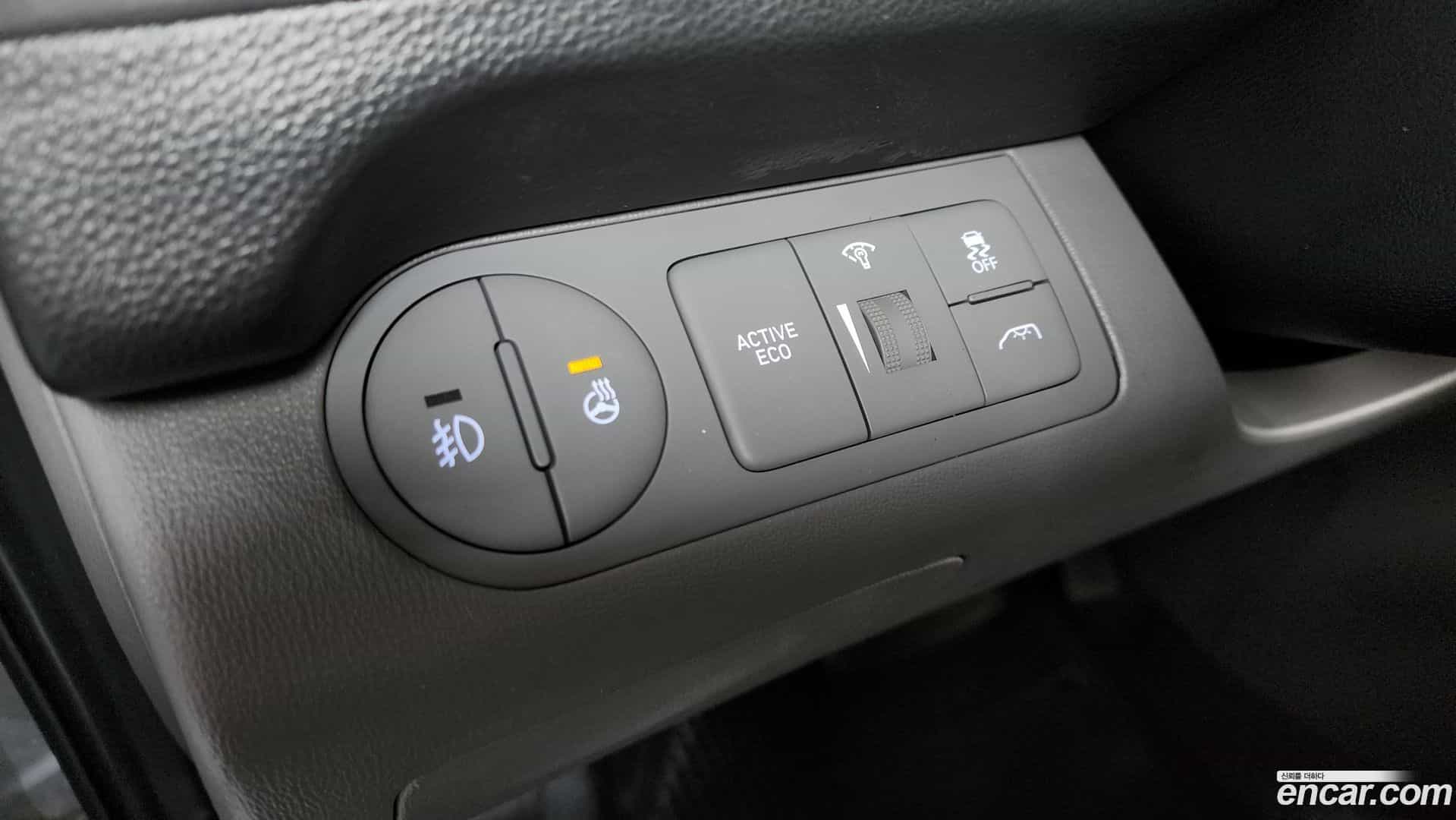 Starex Hyundai 2018.3-OPTION-040