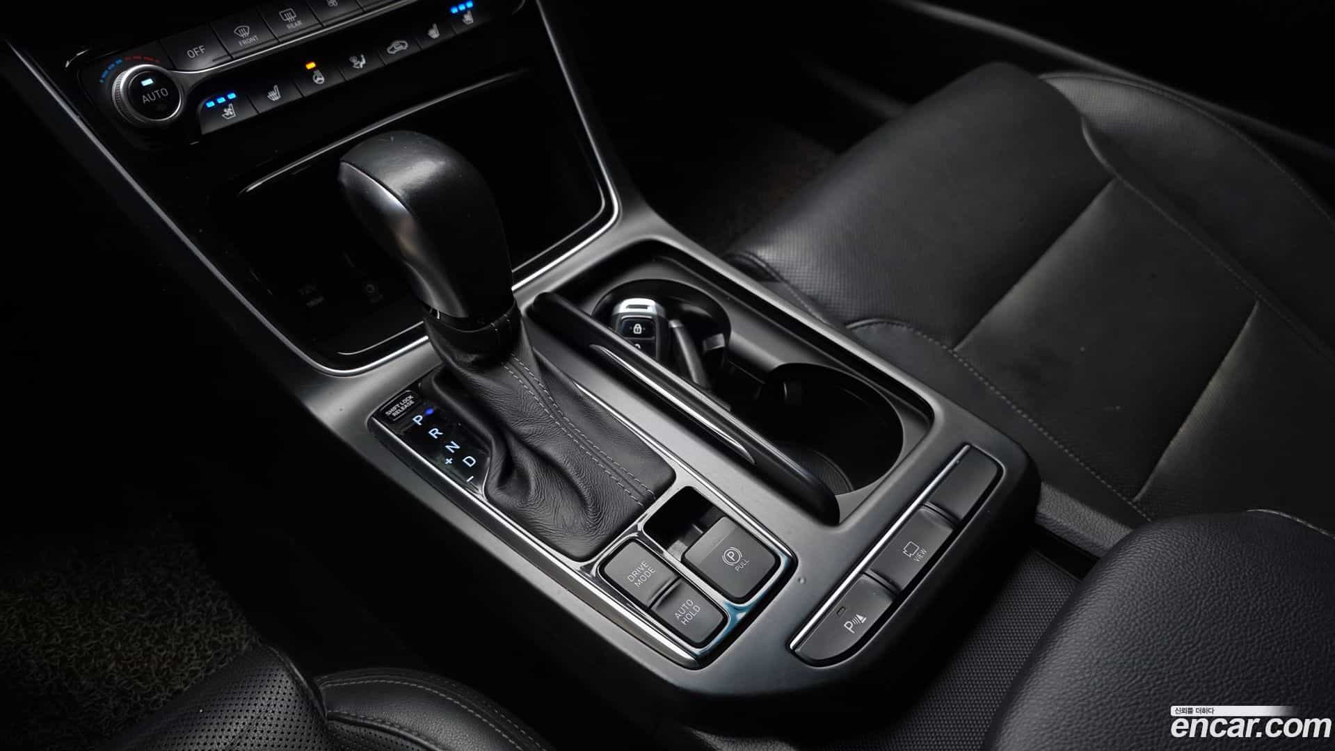 Grandeur Hyundai 2019.4-INNER-009