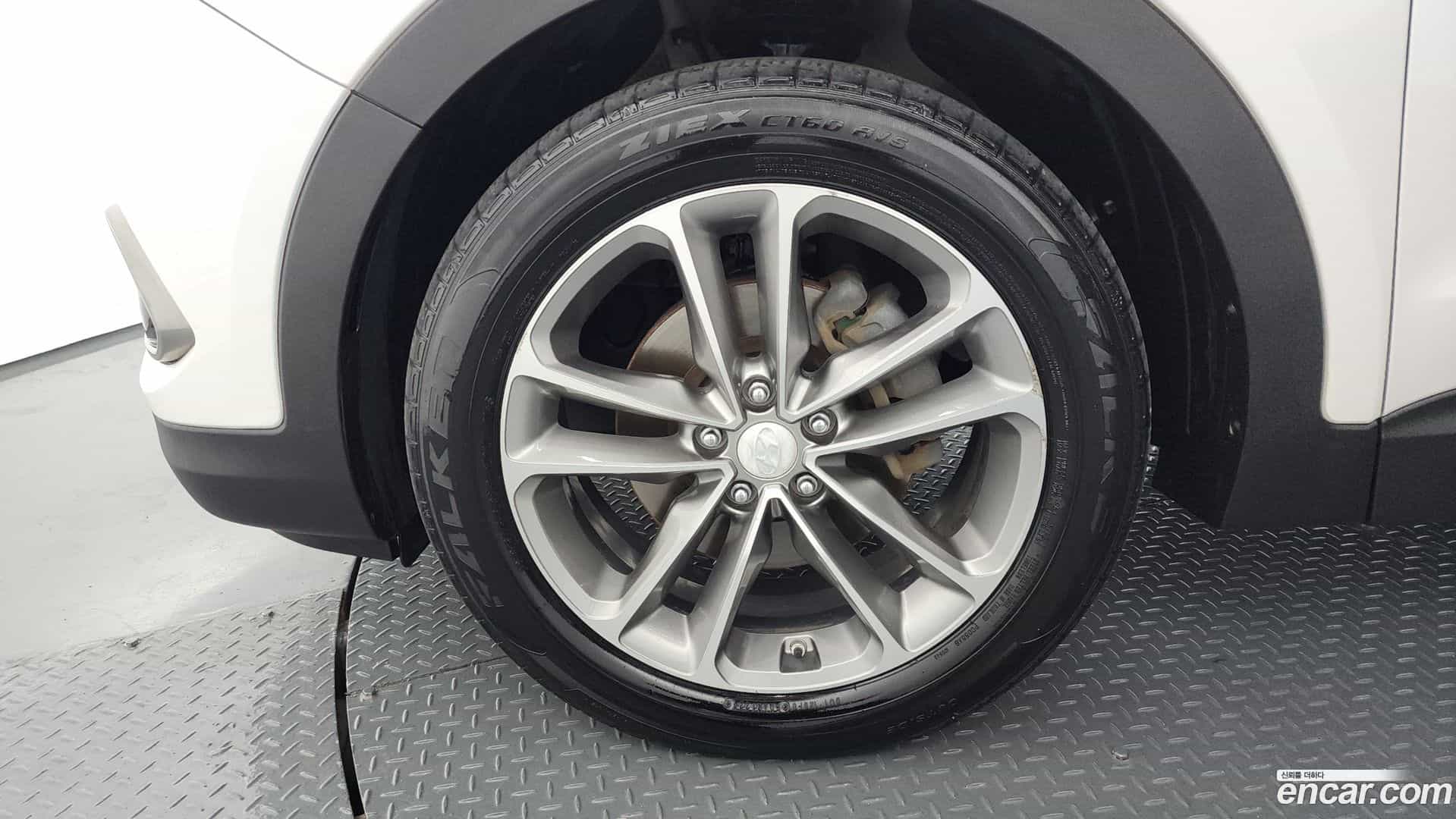 Santafe Hyundai 2017.0-OUTER-005