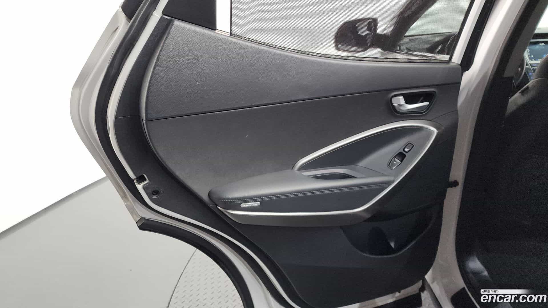 Santafe Hyundai 2017.0-INNER-035