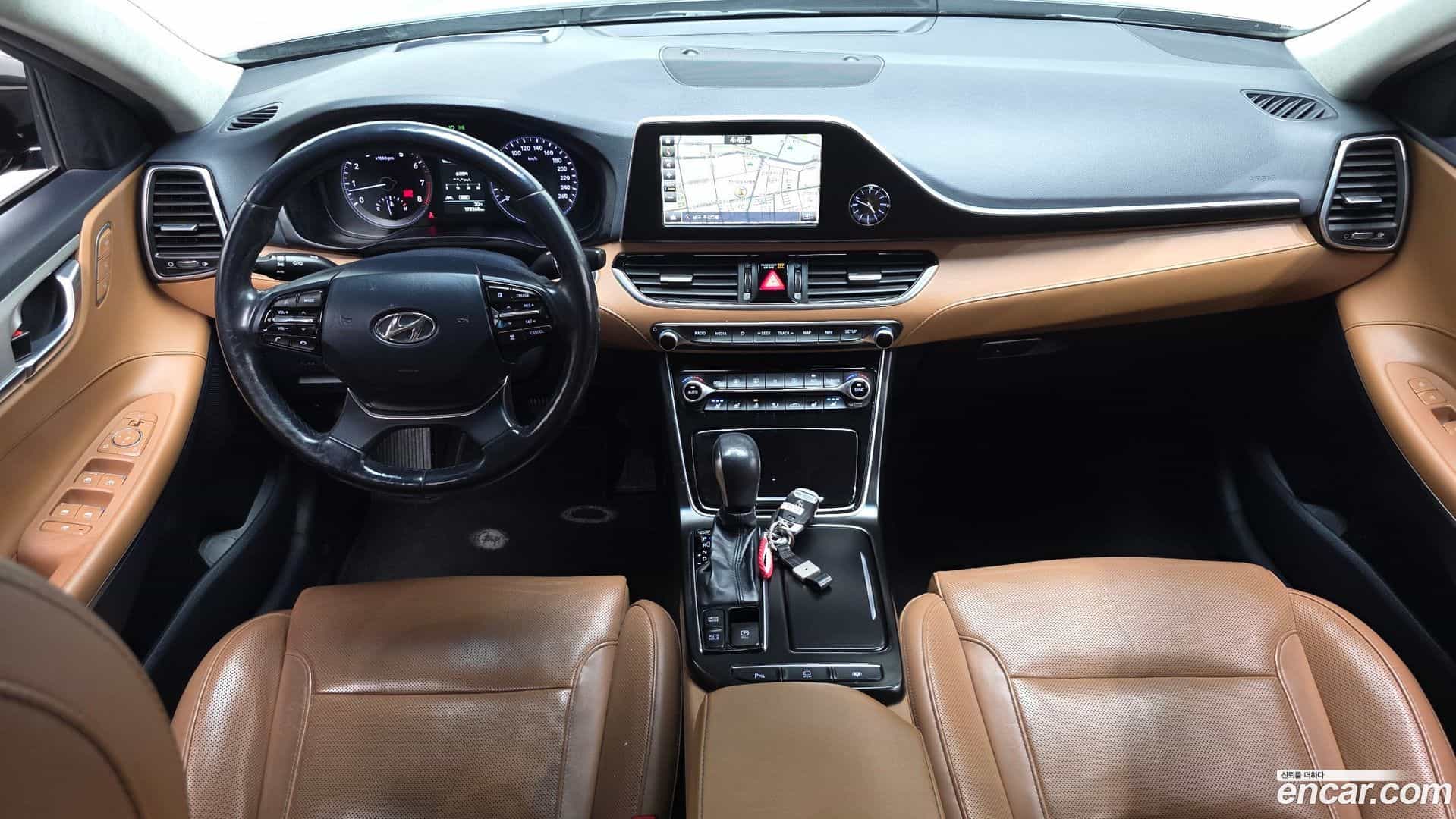 Grandeur Hyundai 2017.11-INNER-007