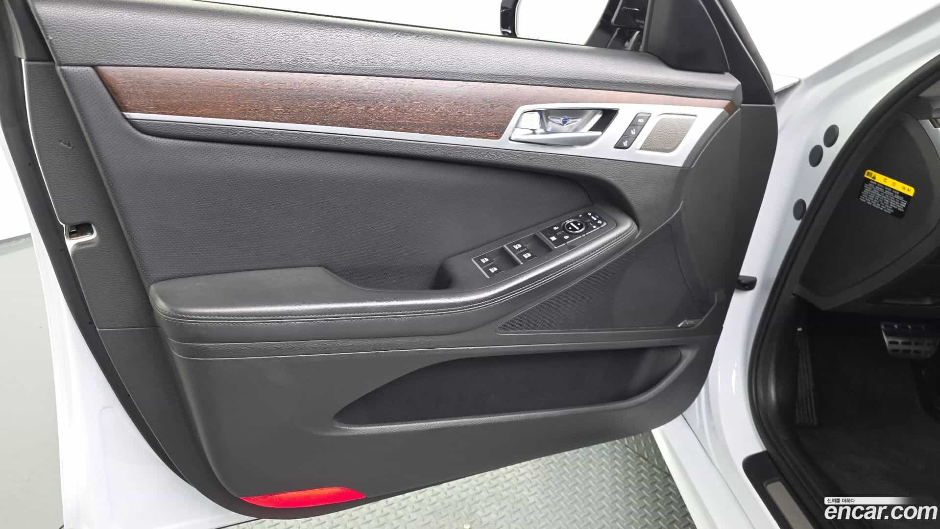 G80 Genesis 2017.11-INNER-034