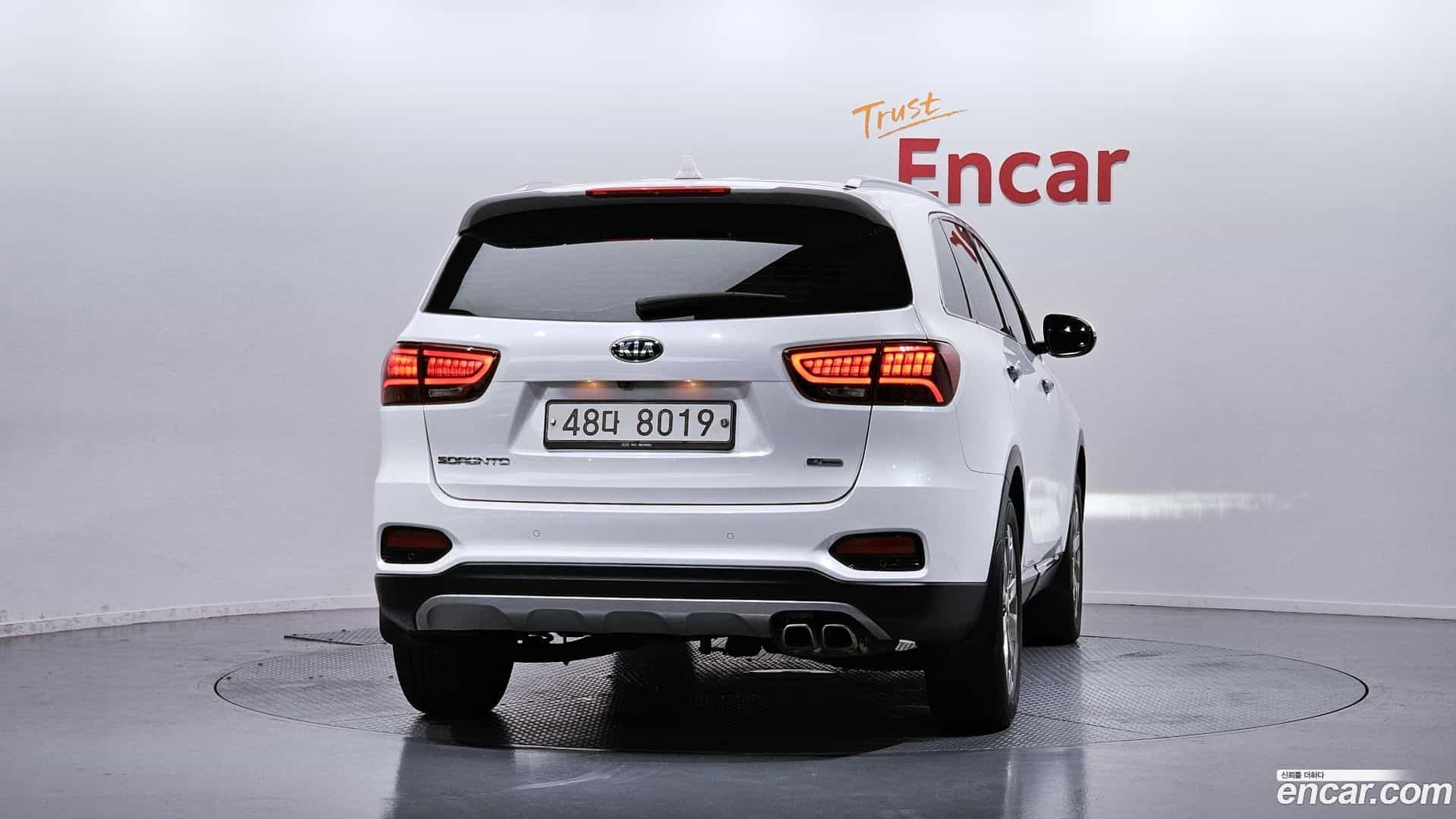 Sorento Kia 2018.2-OUTER-004
