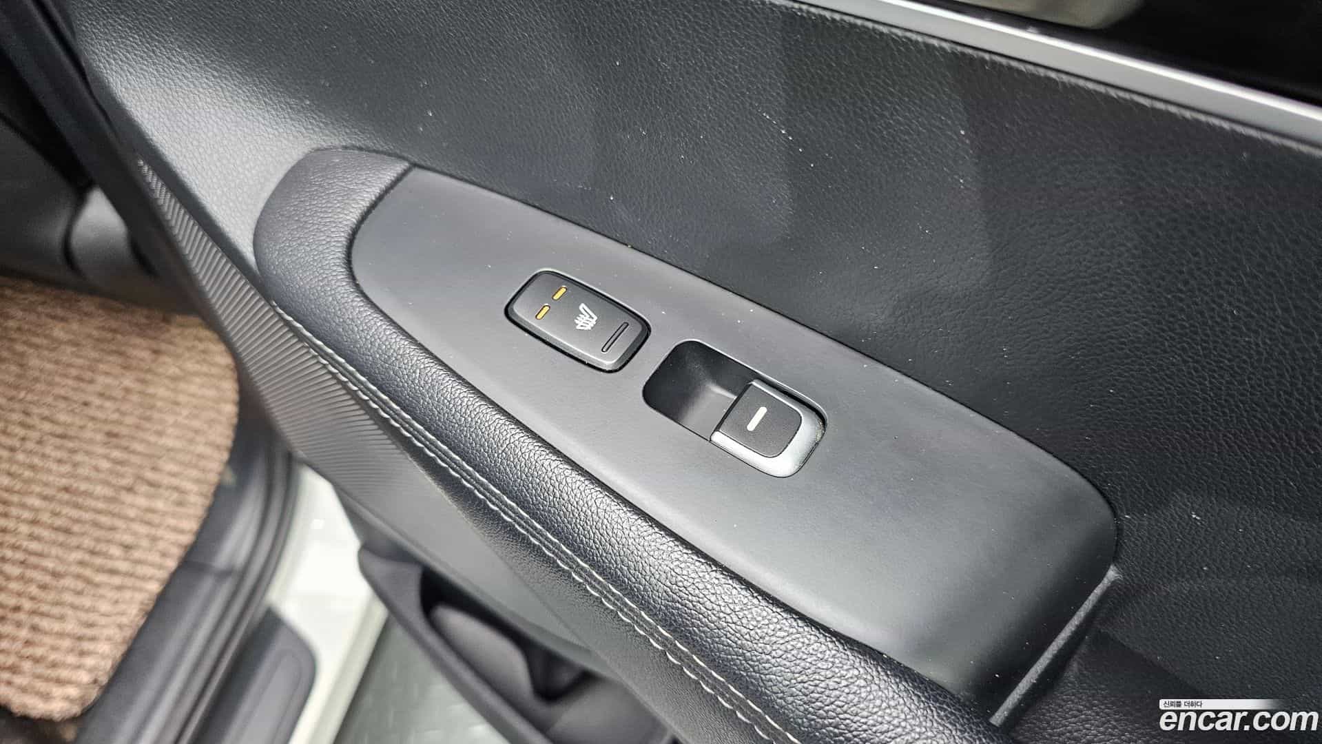 Sorento Kia 2018.2-OPTION-024