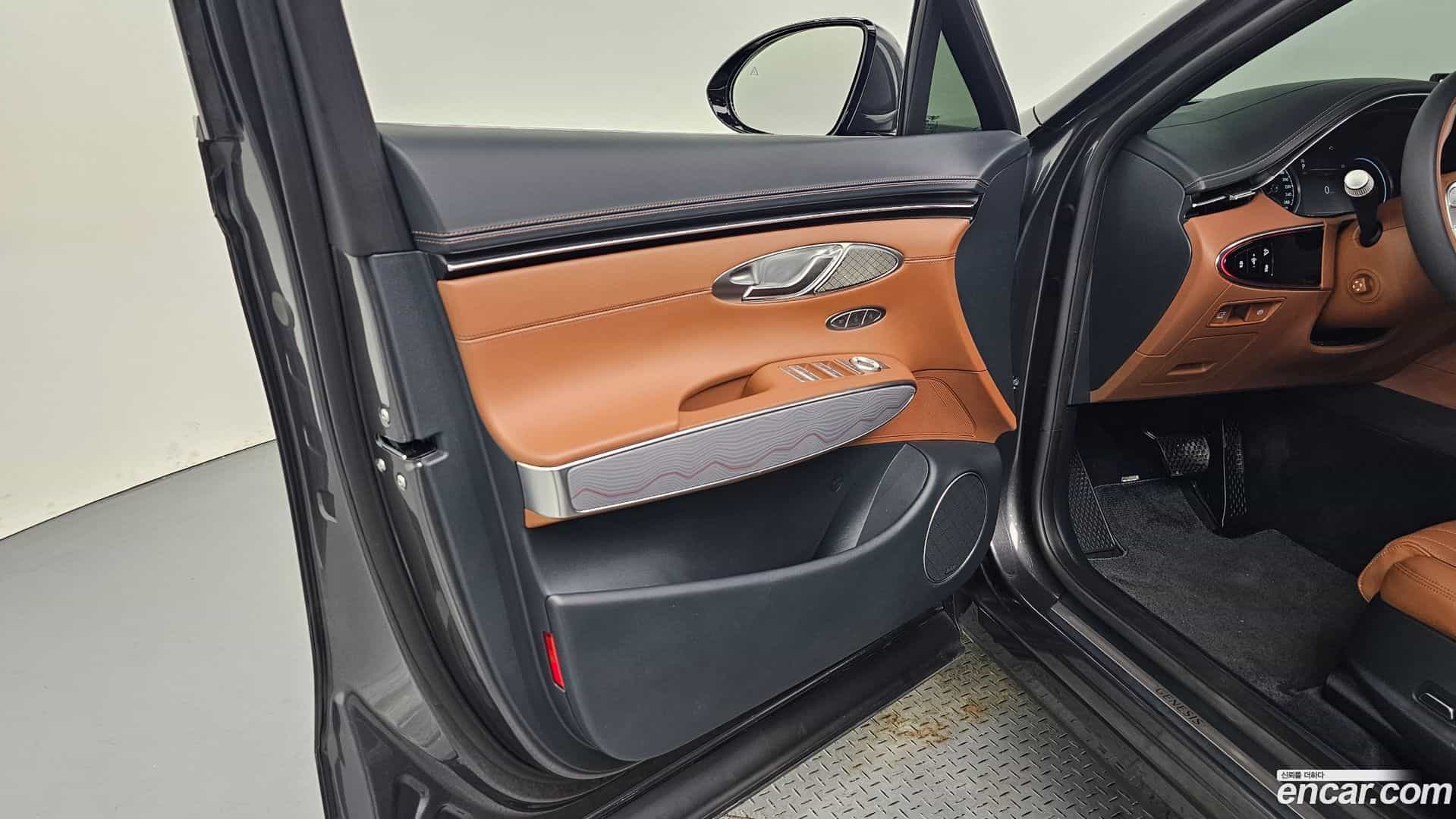GV70 Genesis 2023.2-INNER-034
