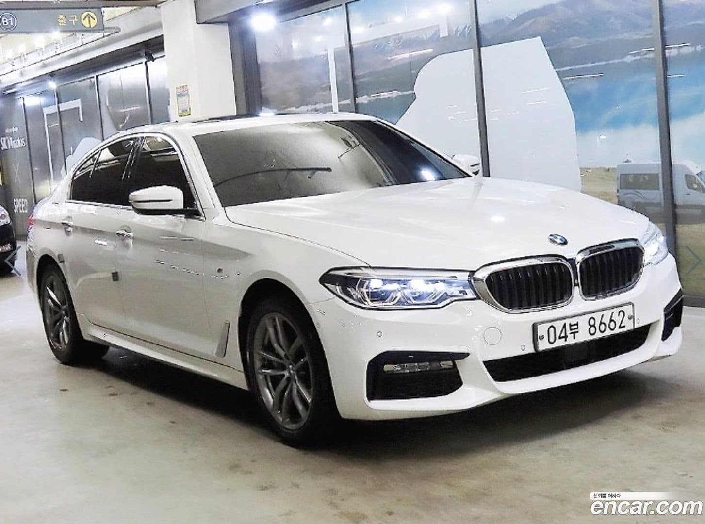 Main__Slider__Photo:5-Series BMW 2017.11-0