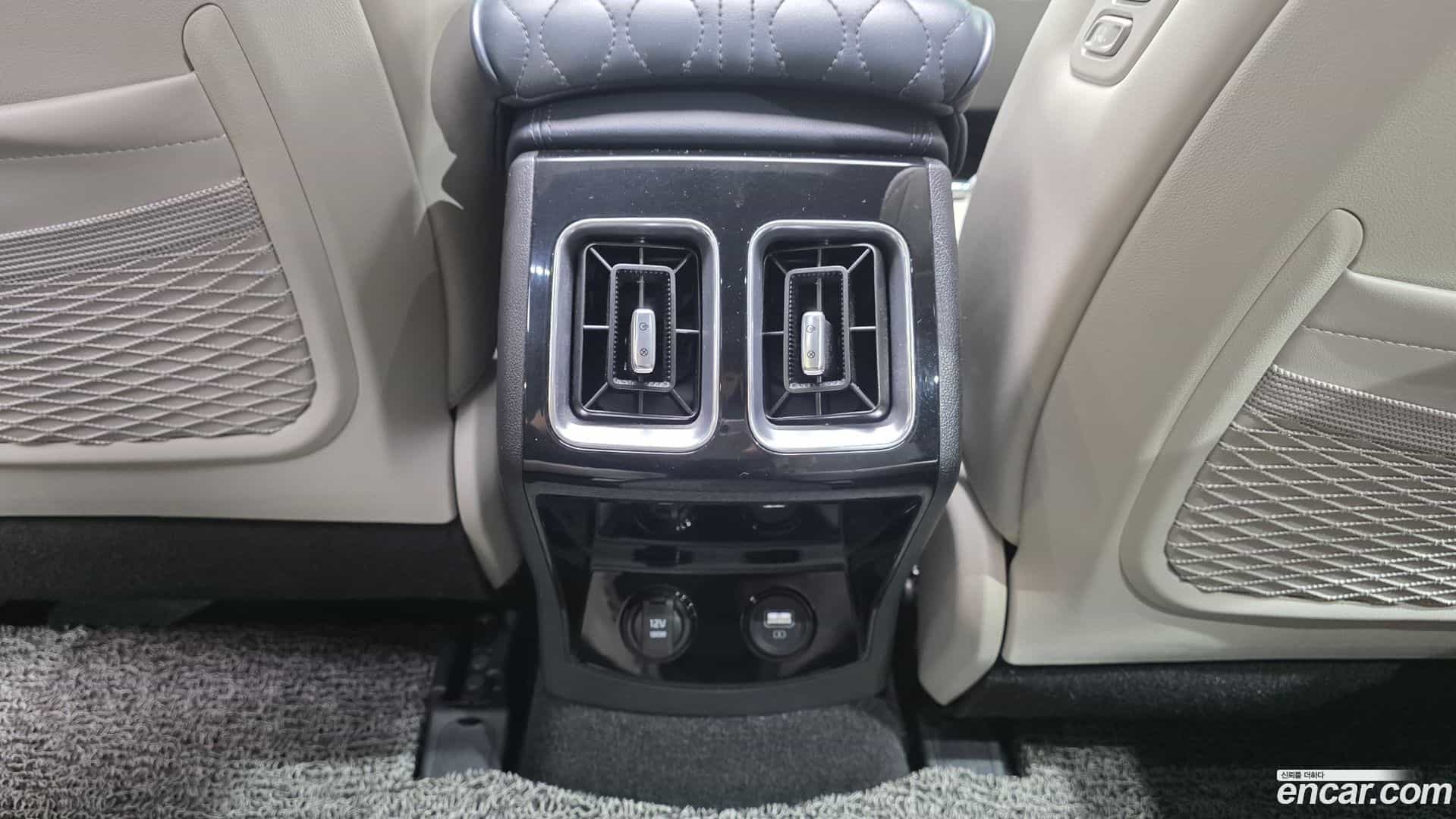 Sorento Kia 2022.3-OPTION-047